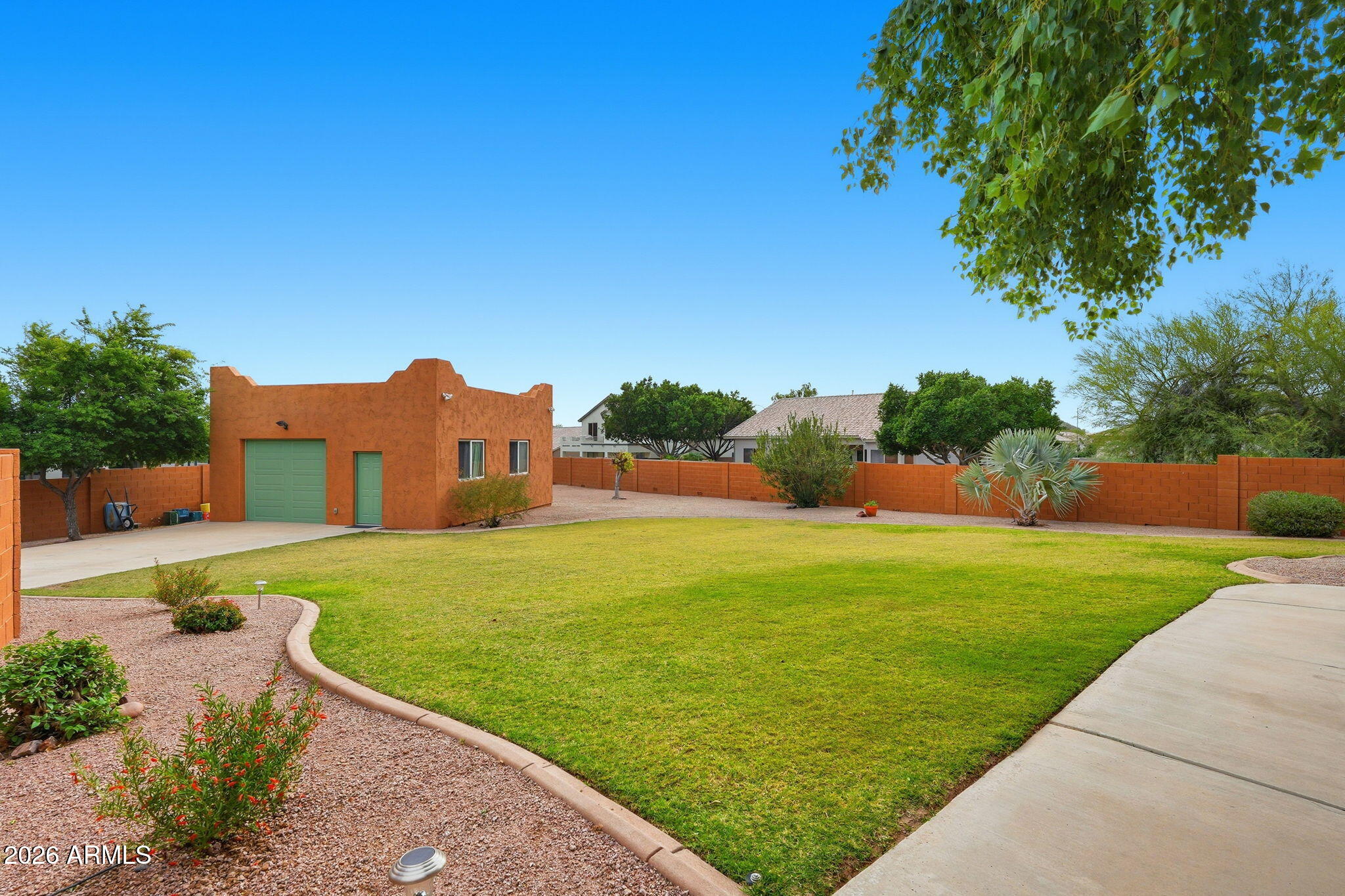 9435 E HOBART Circle