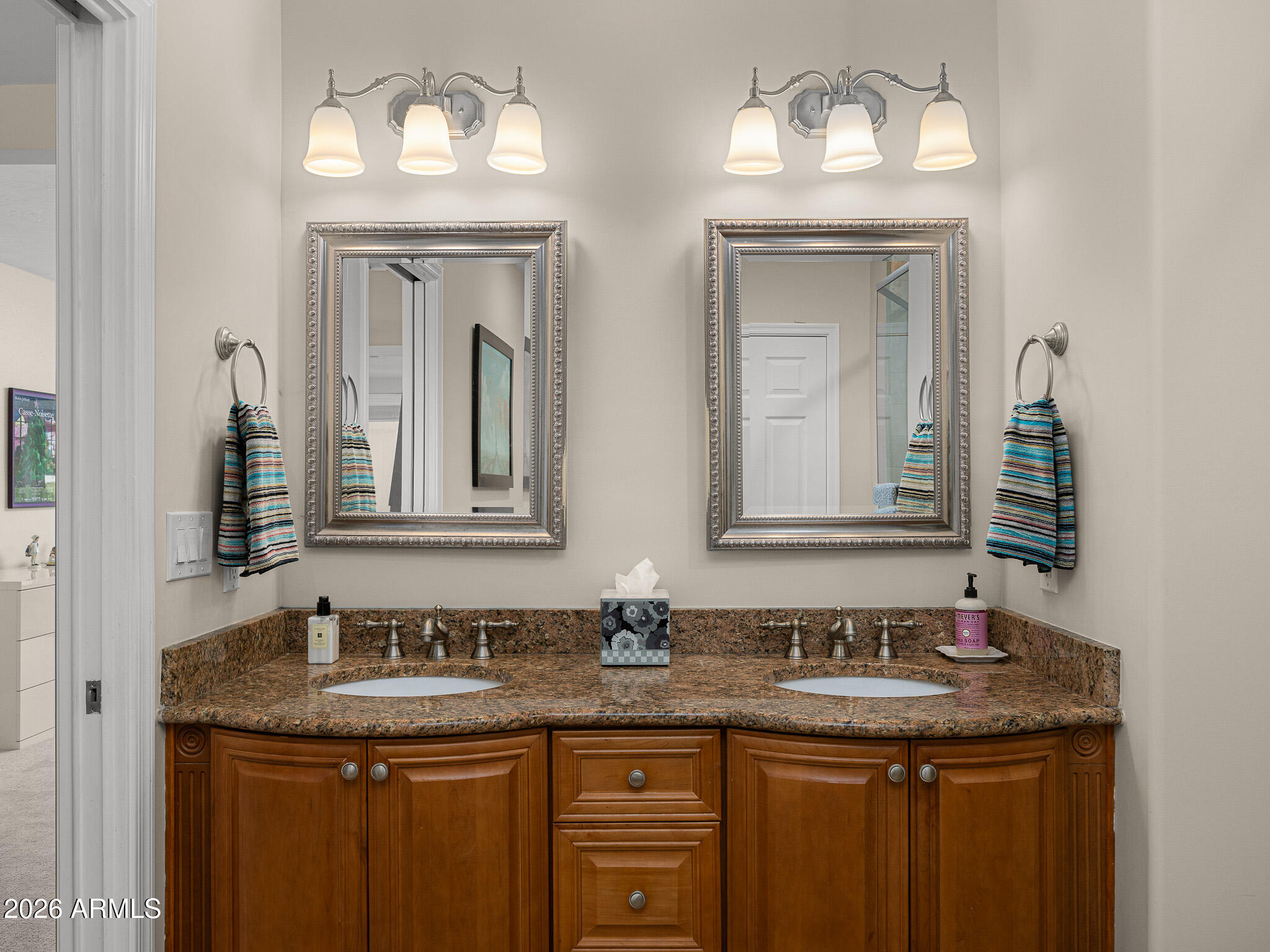 4634 E Mountain View Road