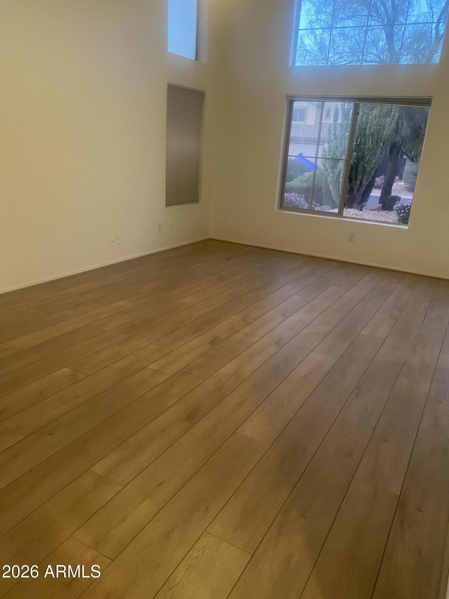 4439 E RED RANGE Way