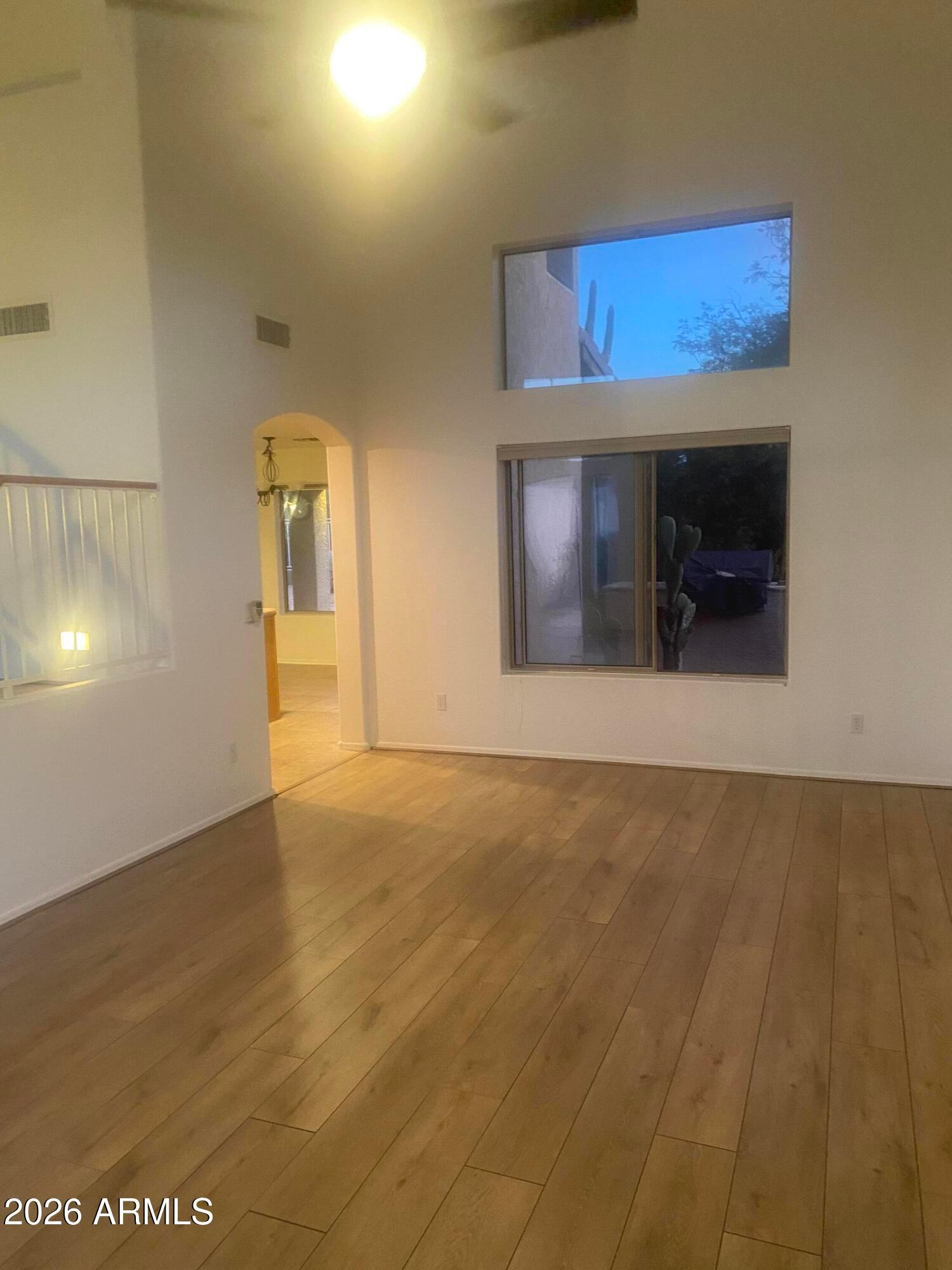 4439 E RED RANGE Way