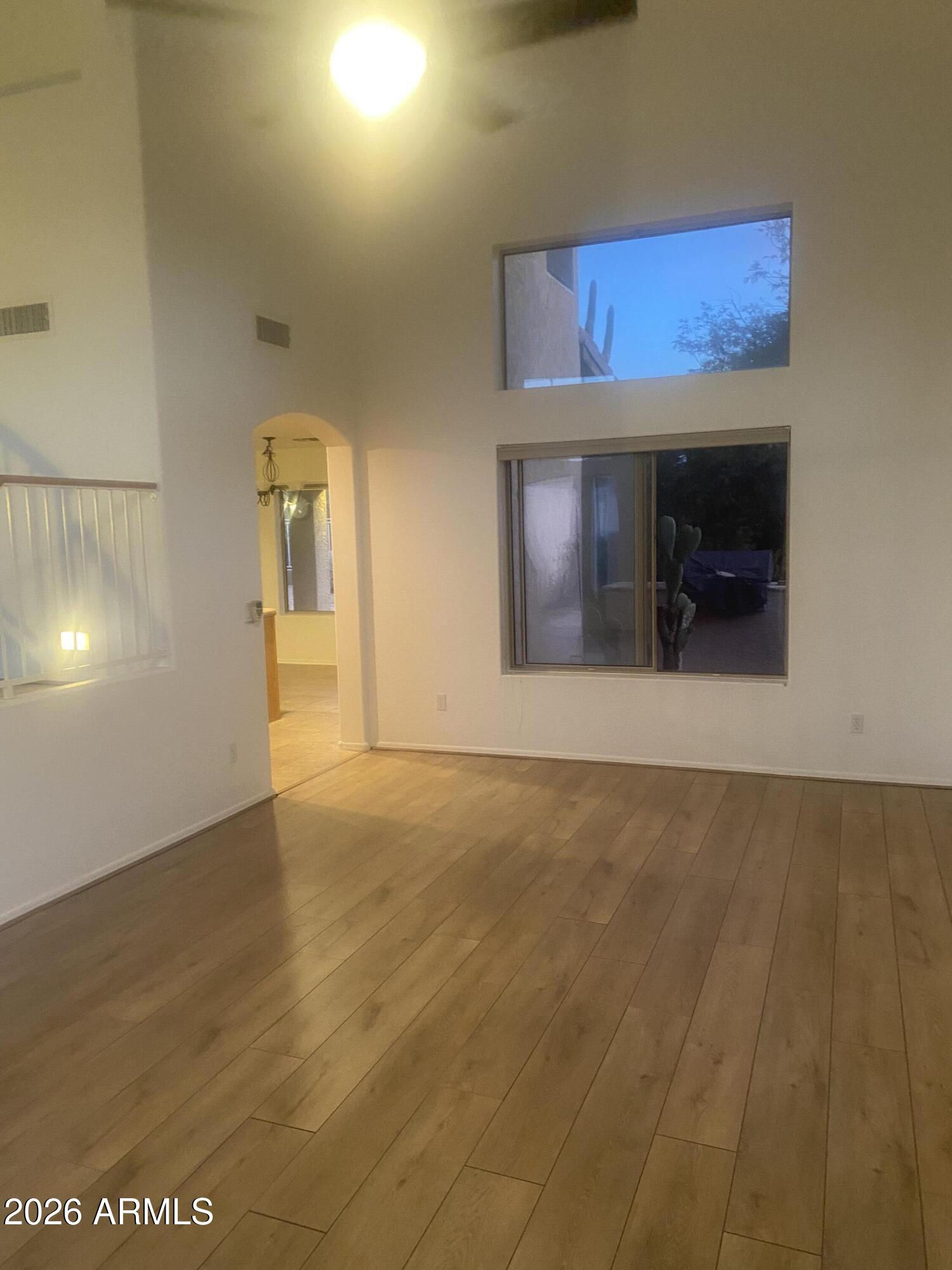 4439 E RED RANGE Way