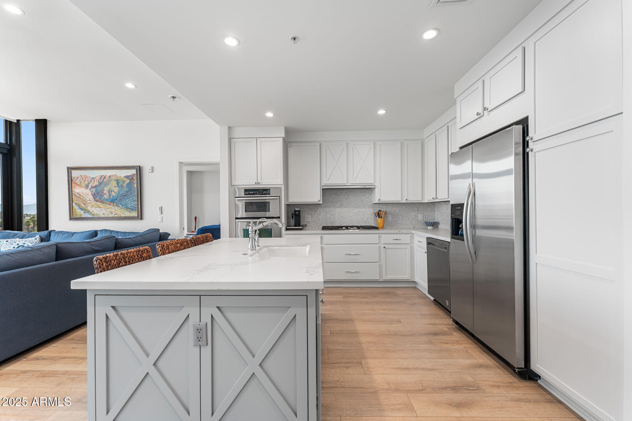 208 W PORTLAND Street 662