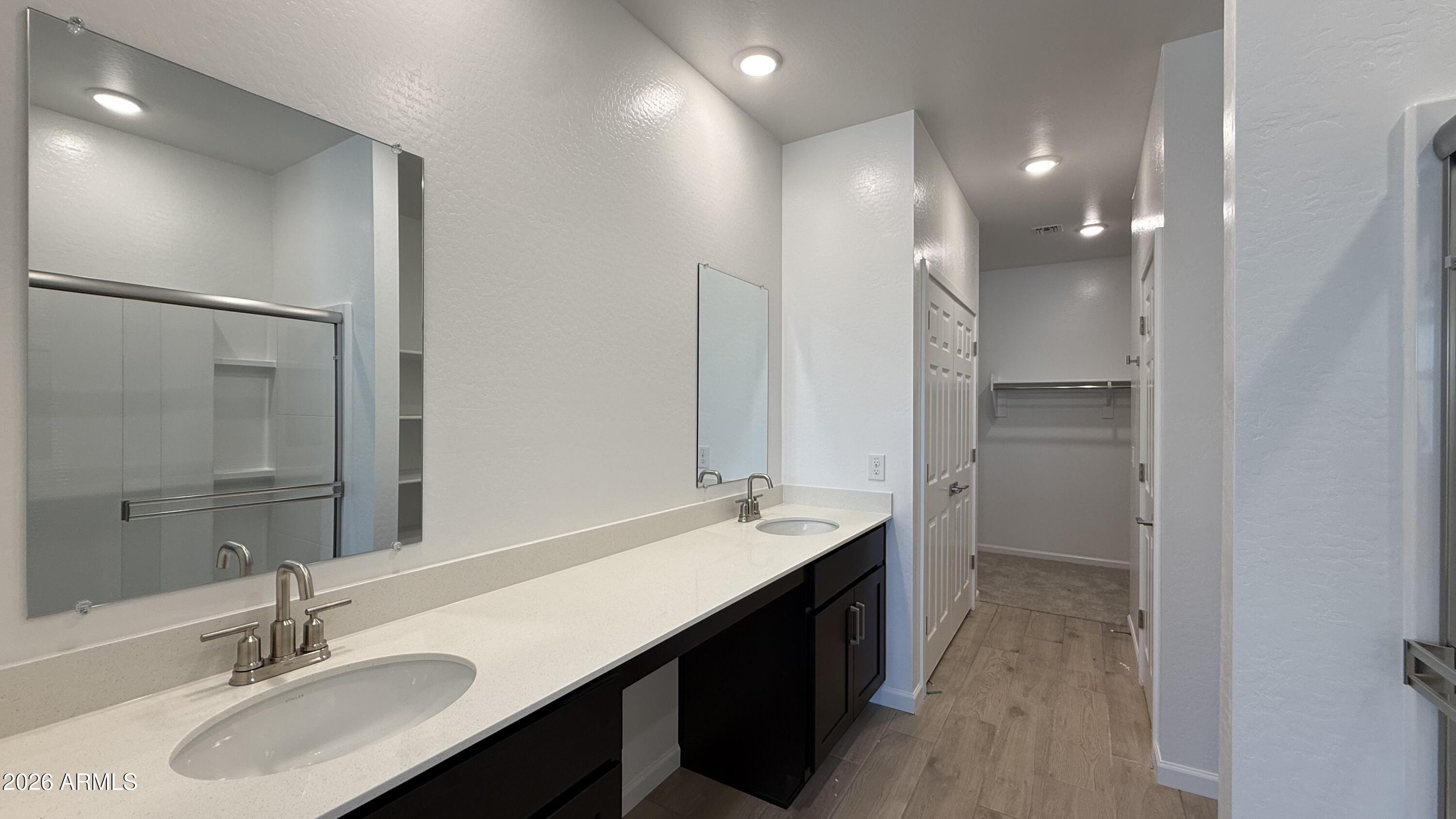 47652 W KENNER Drive