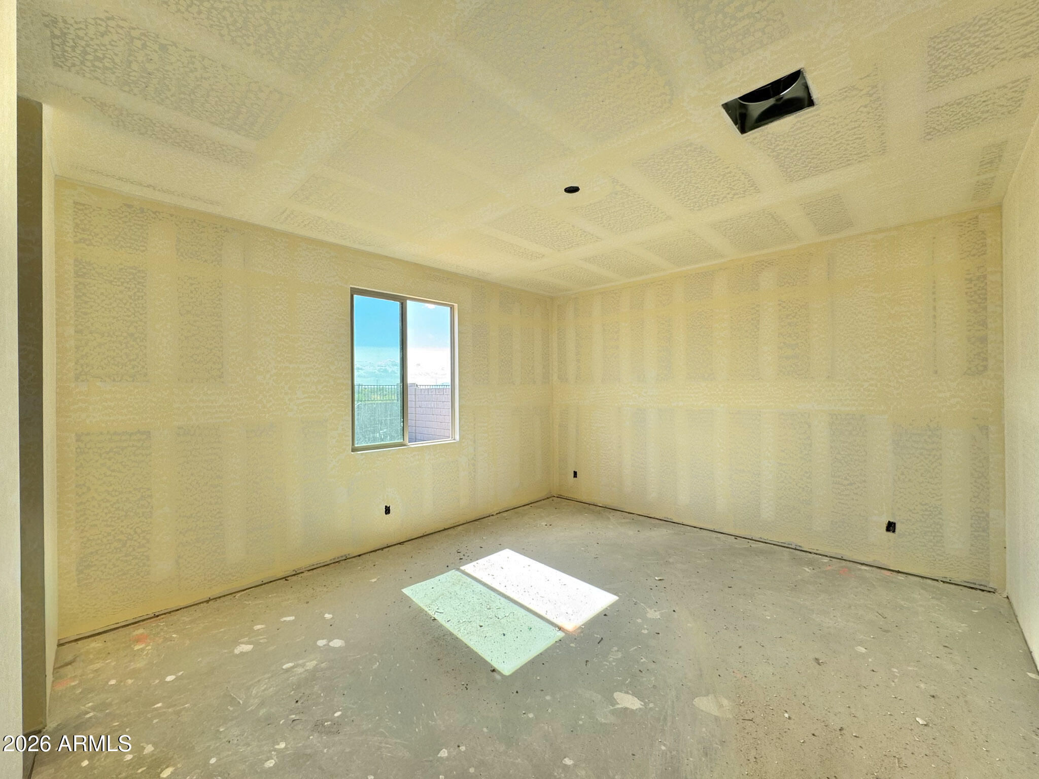 10089 N 156TH Avenue