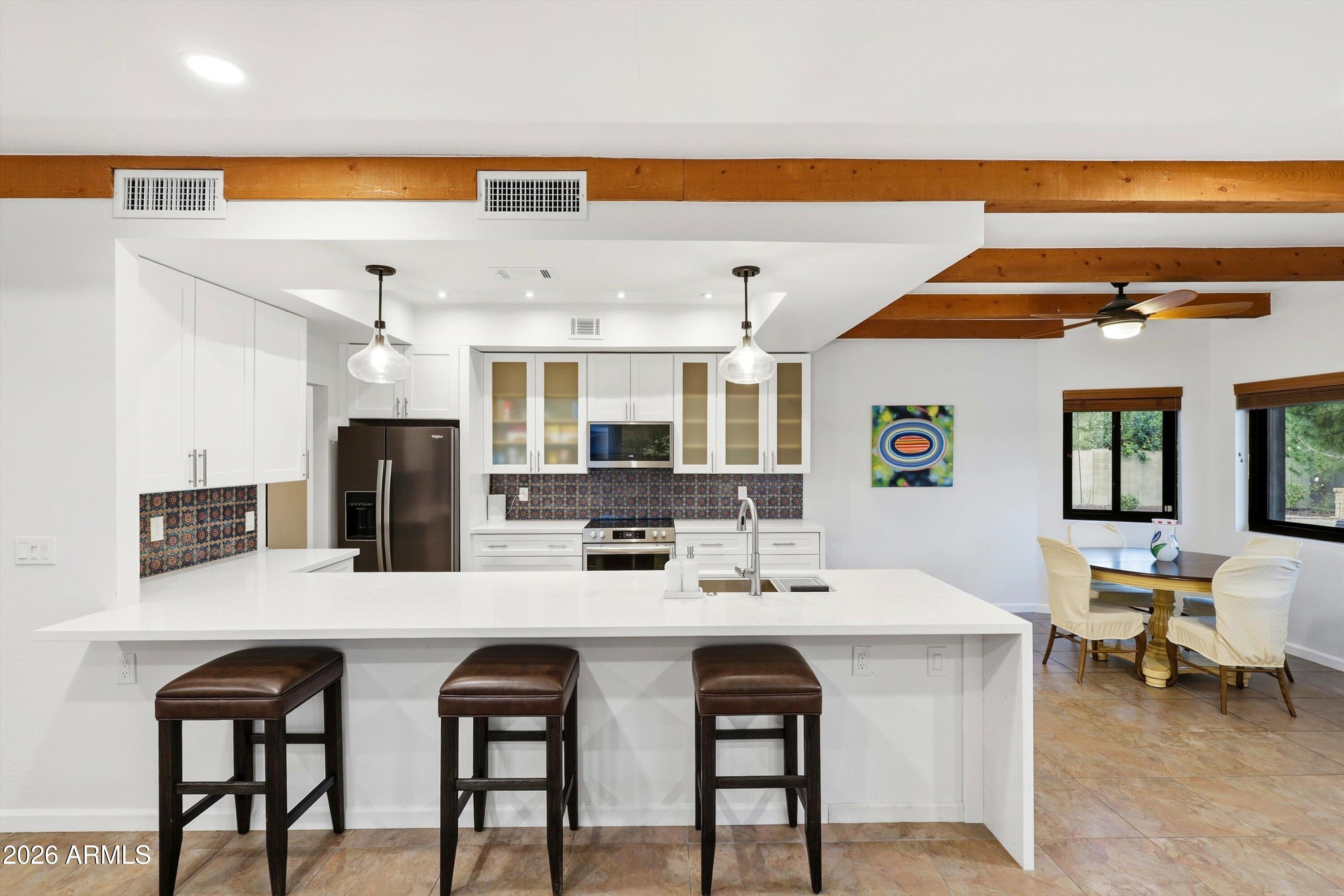 5234 E PARADISE Drive