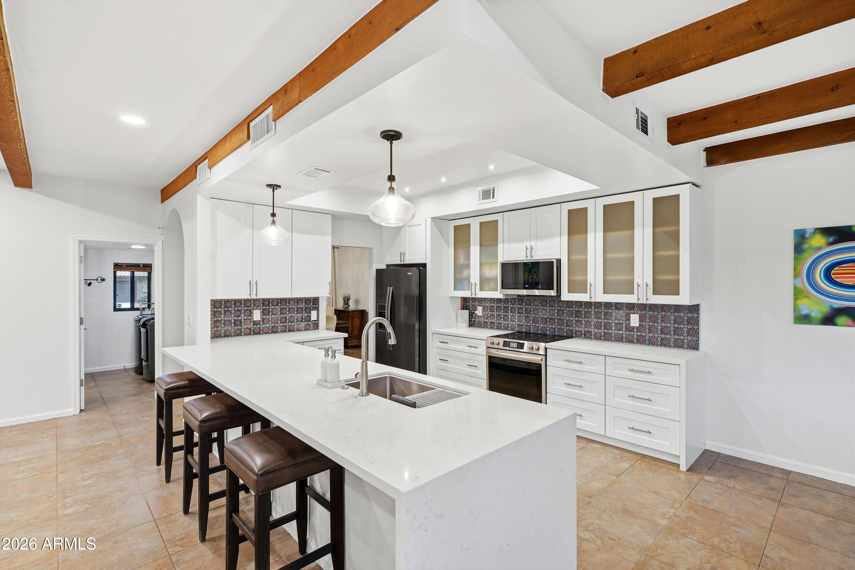 5234 E PARADISE Drive