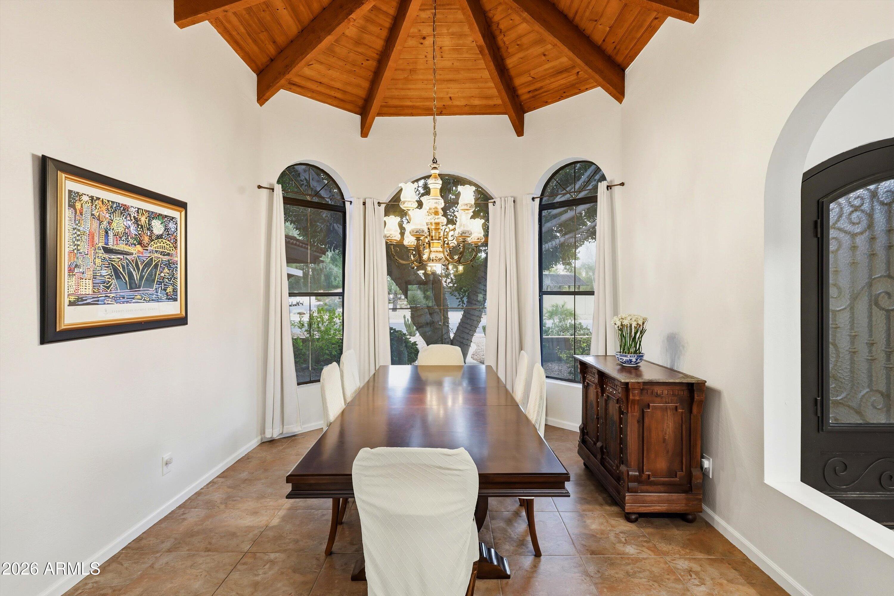 5234 E PARADISE Drive