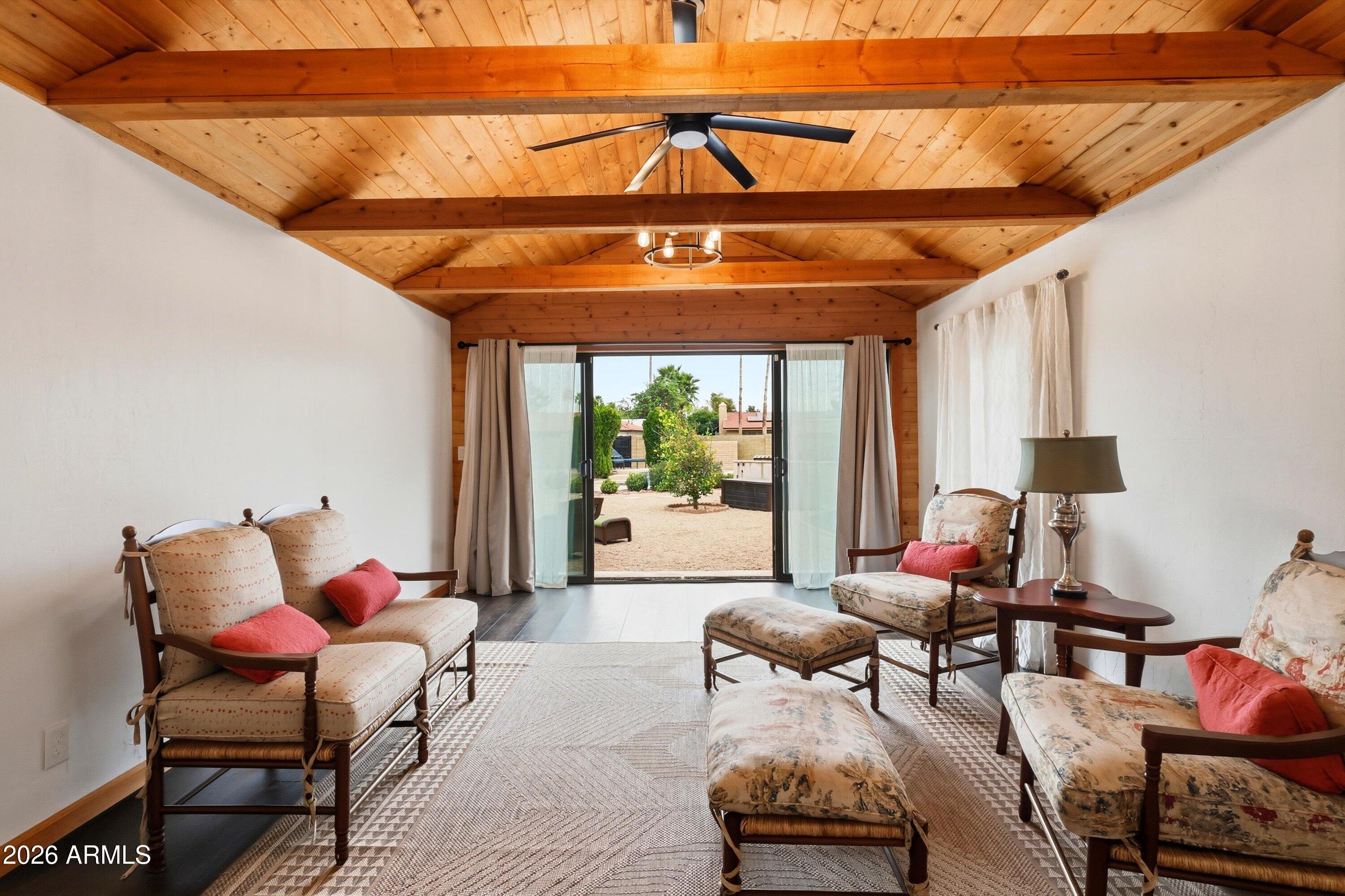 5234 E PARADISE Drive