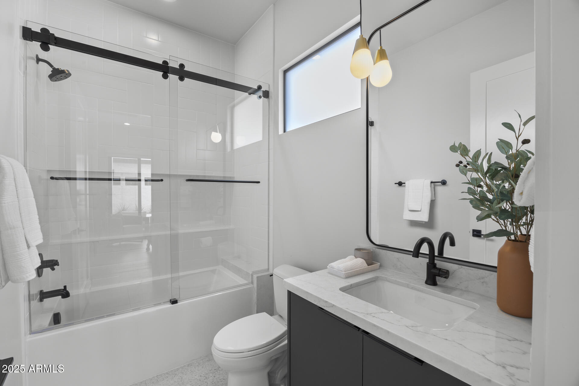 8520 E CACTUS WREN Road