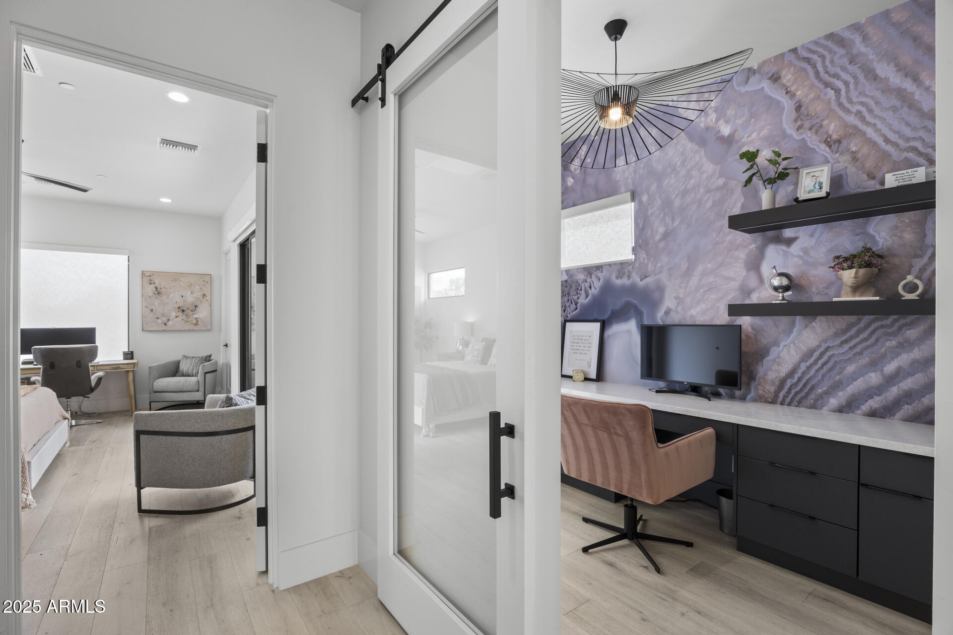 8520 E CACTUS WREN Road