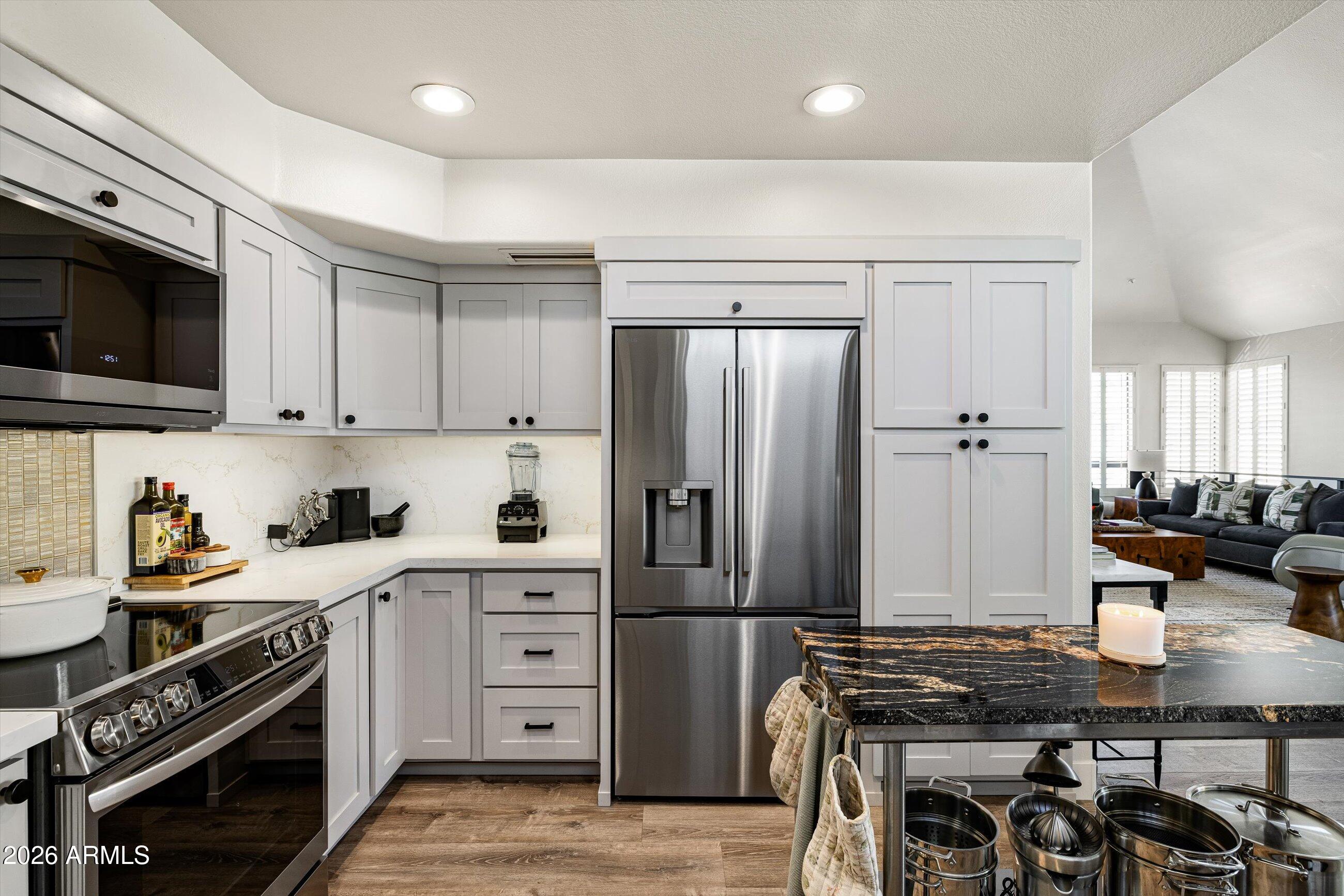 7400 E GAINEY CLUB Drive 208