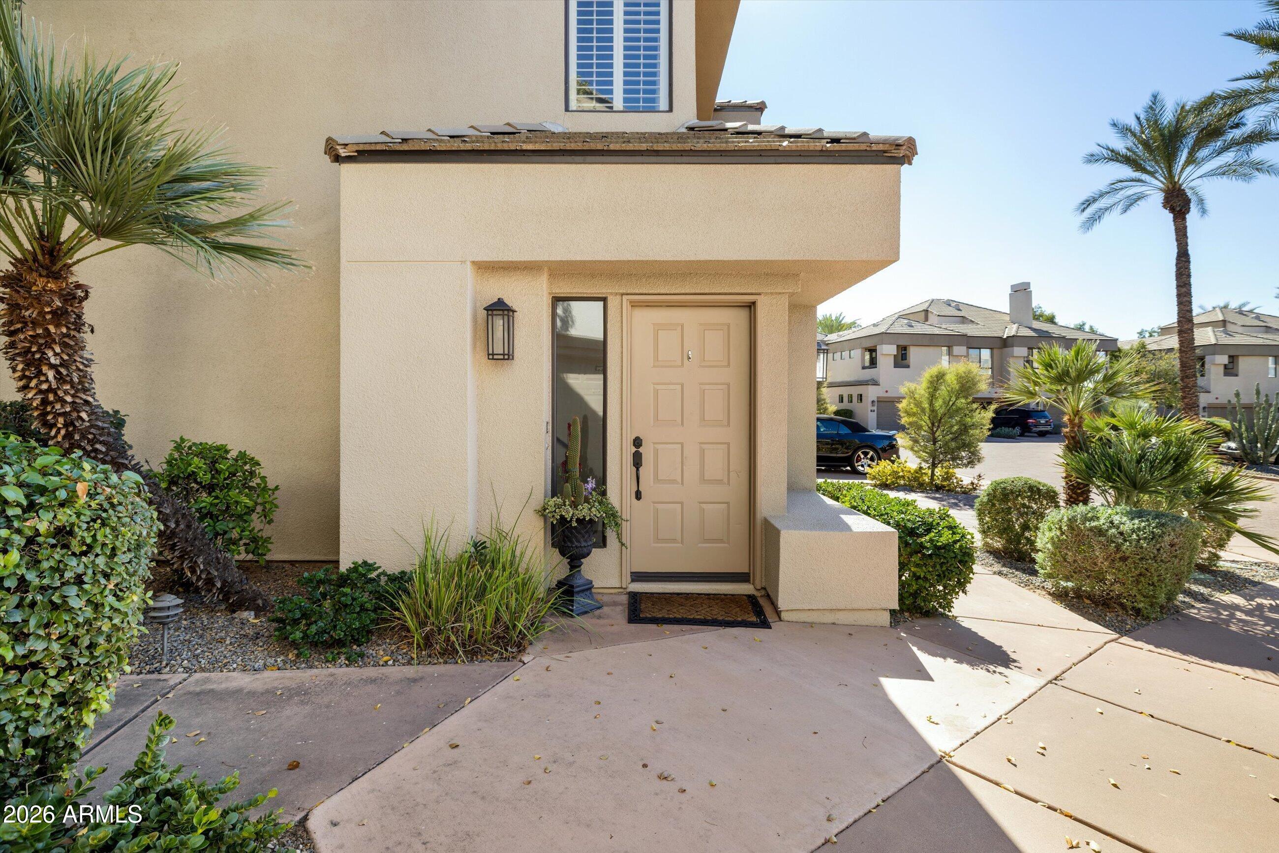 7400 E GAINEY CLUB Drive 208