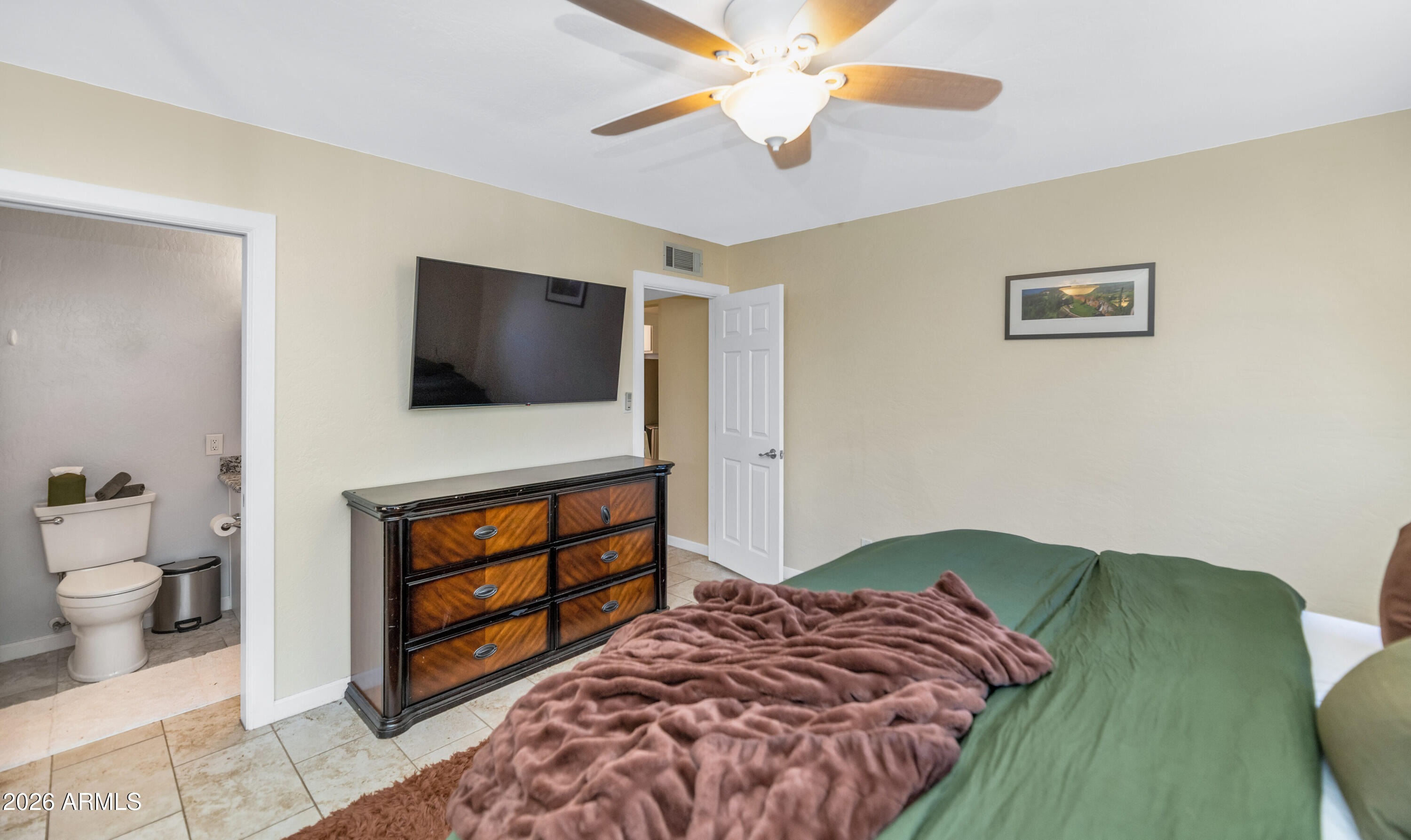 4609 N MILLER Road