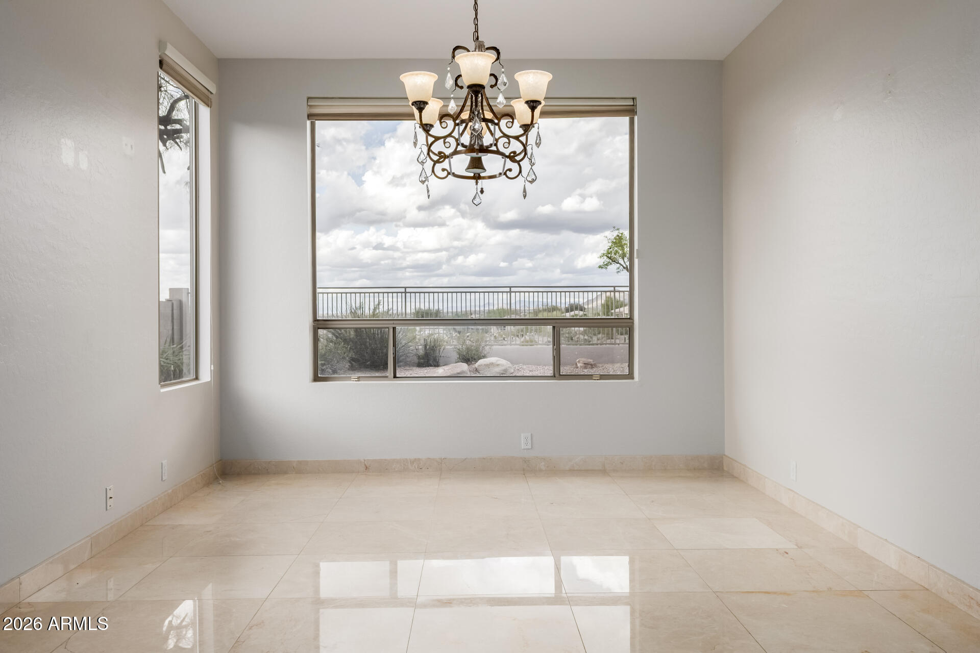 10872 E RAINTREE Drive