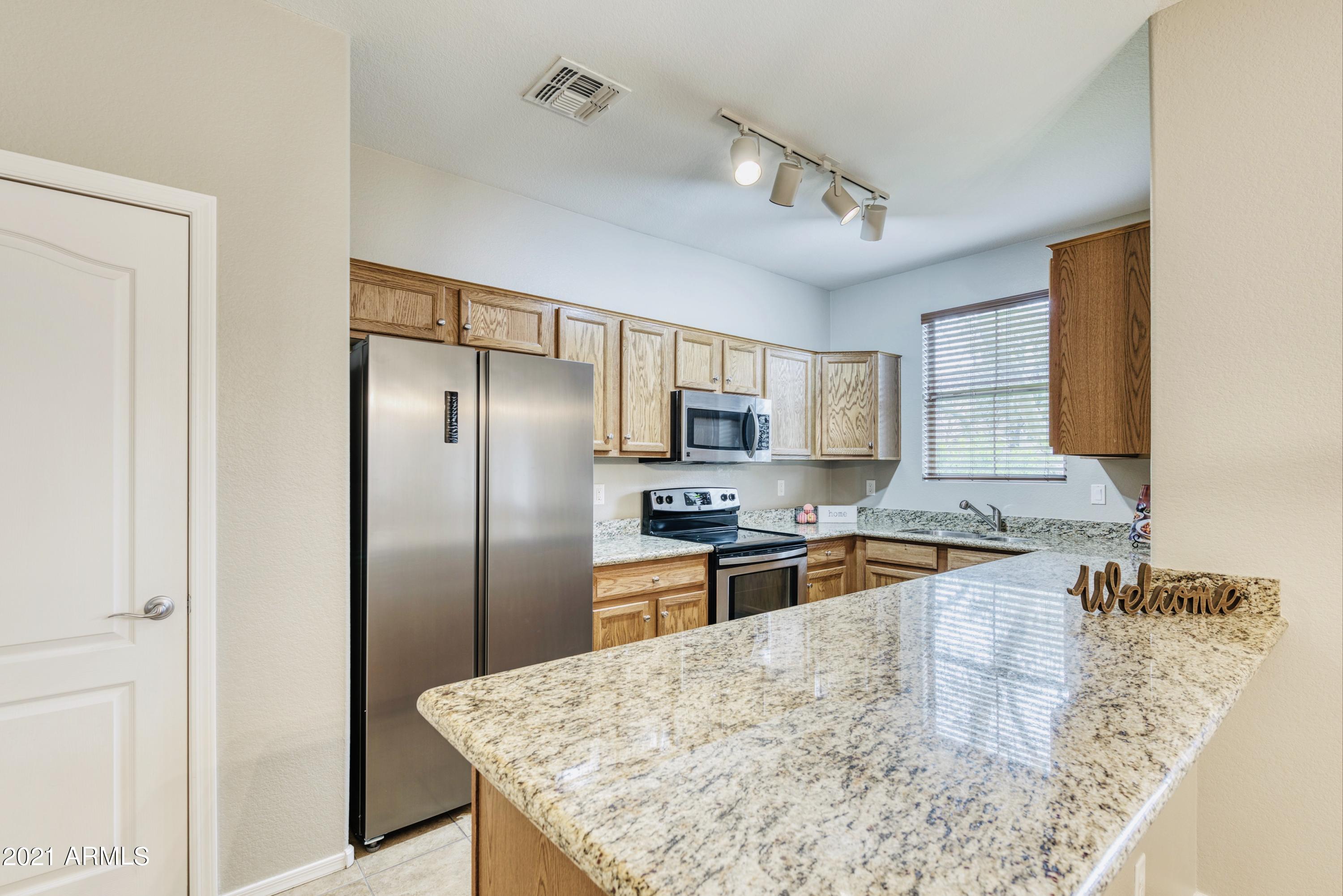 4378 E ROSEMONTE Drive