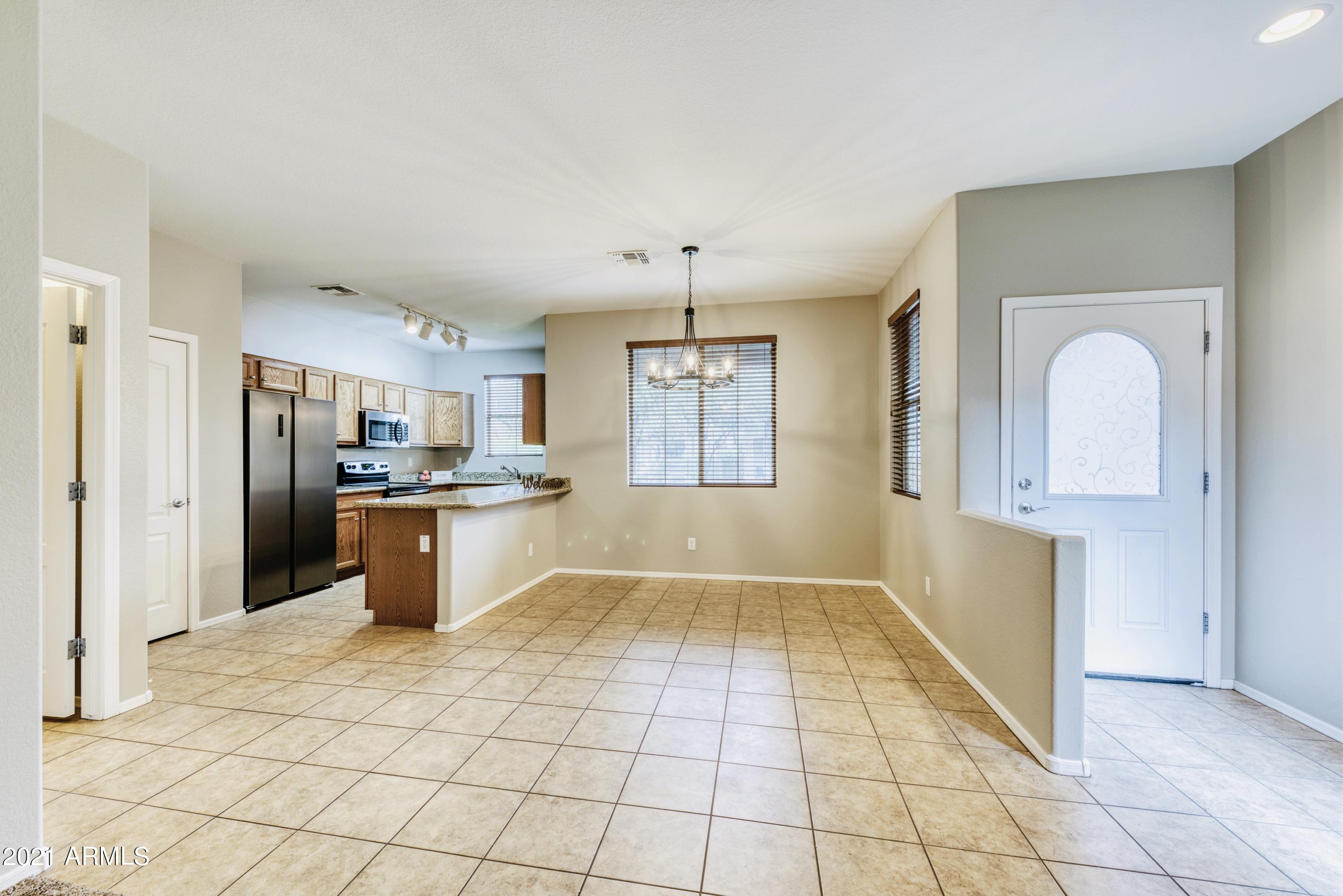 4378 E ROSEMONTE Drive