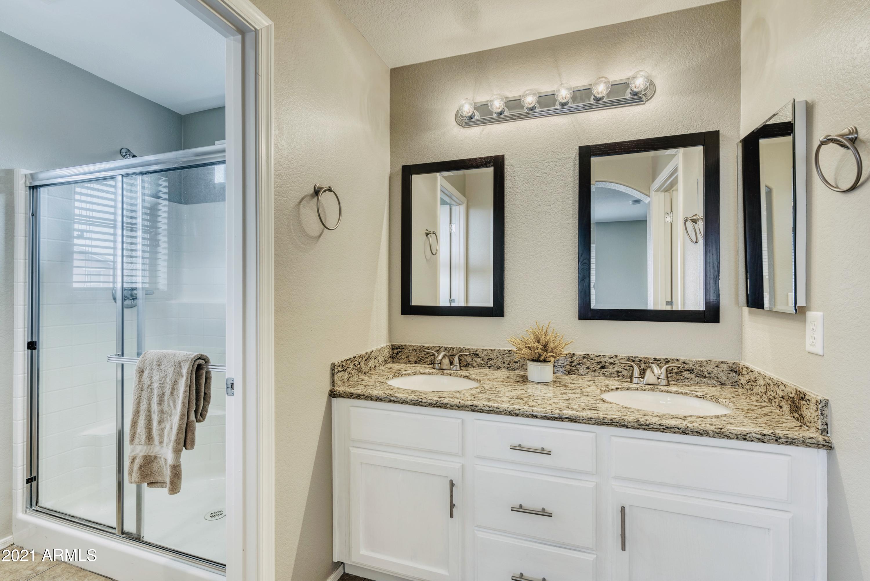 4378 E ROSEMONTE Drive