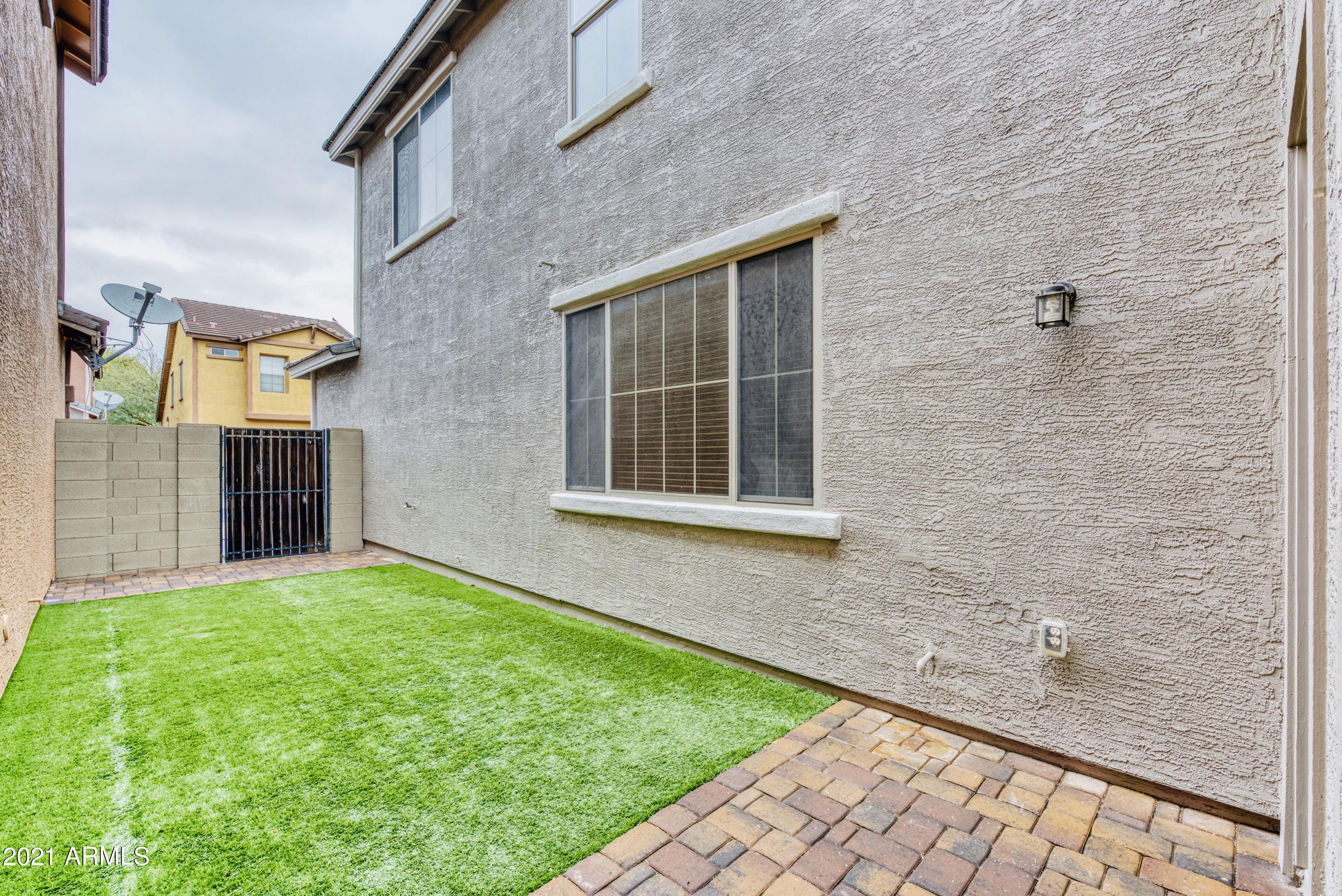 4378 E ROSEMONTE Drive