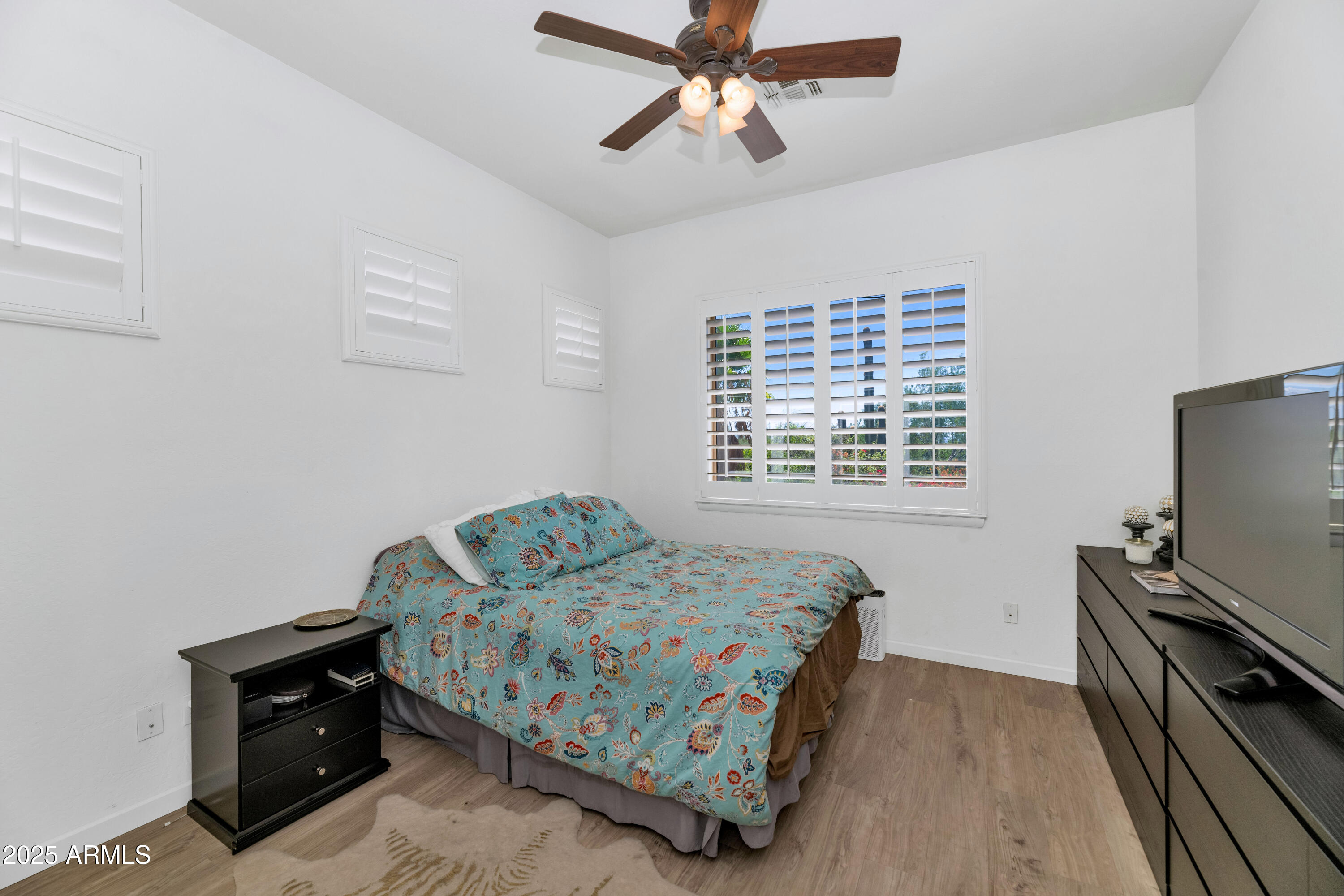 7941 E VIA DE LUNA Drive