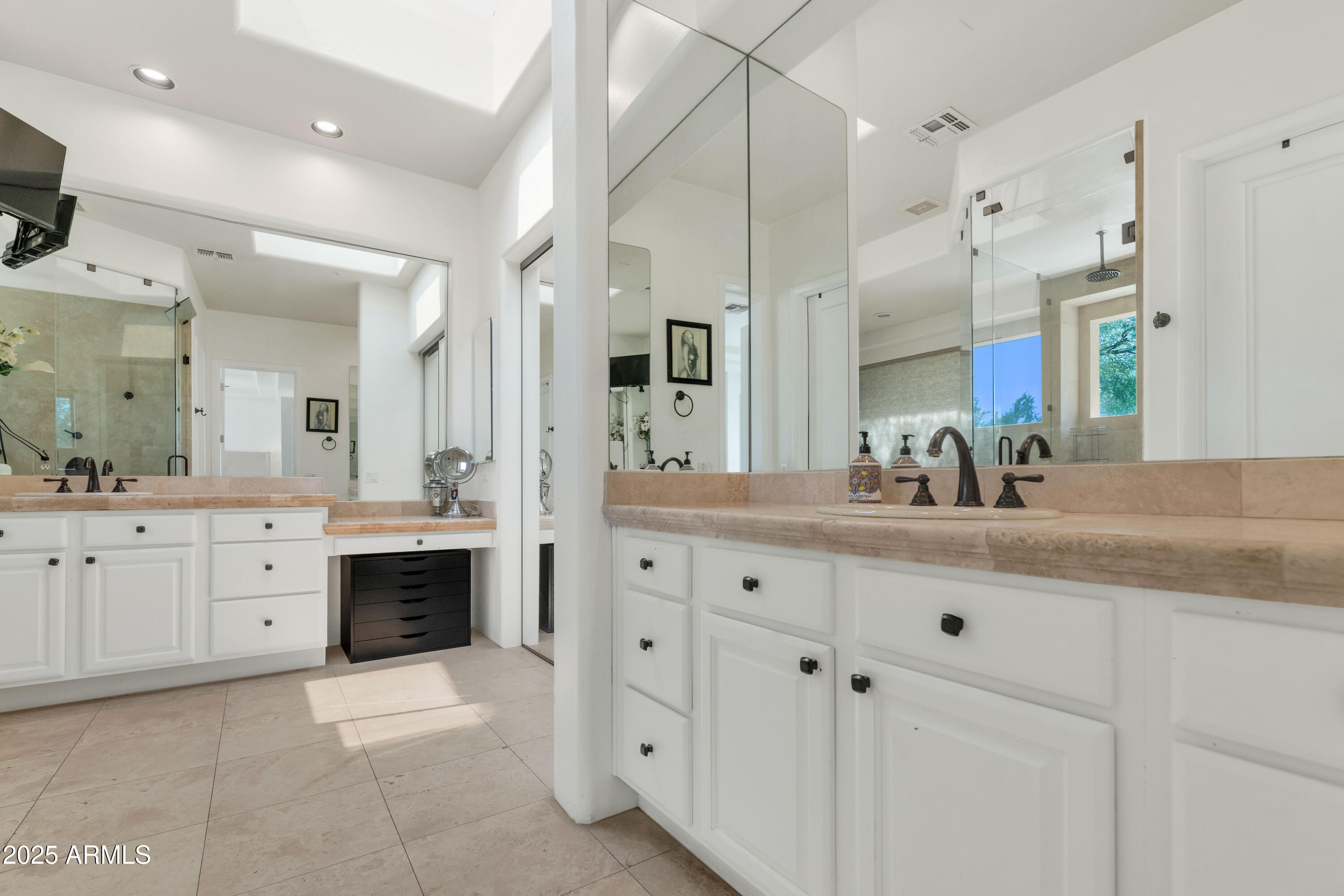 7941 E VIA DE LUNA Drive