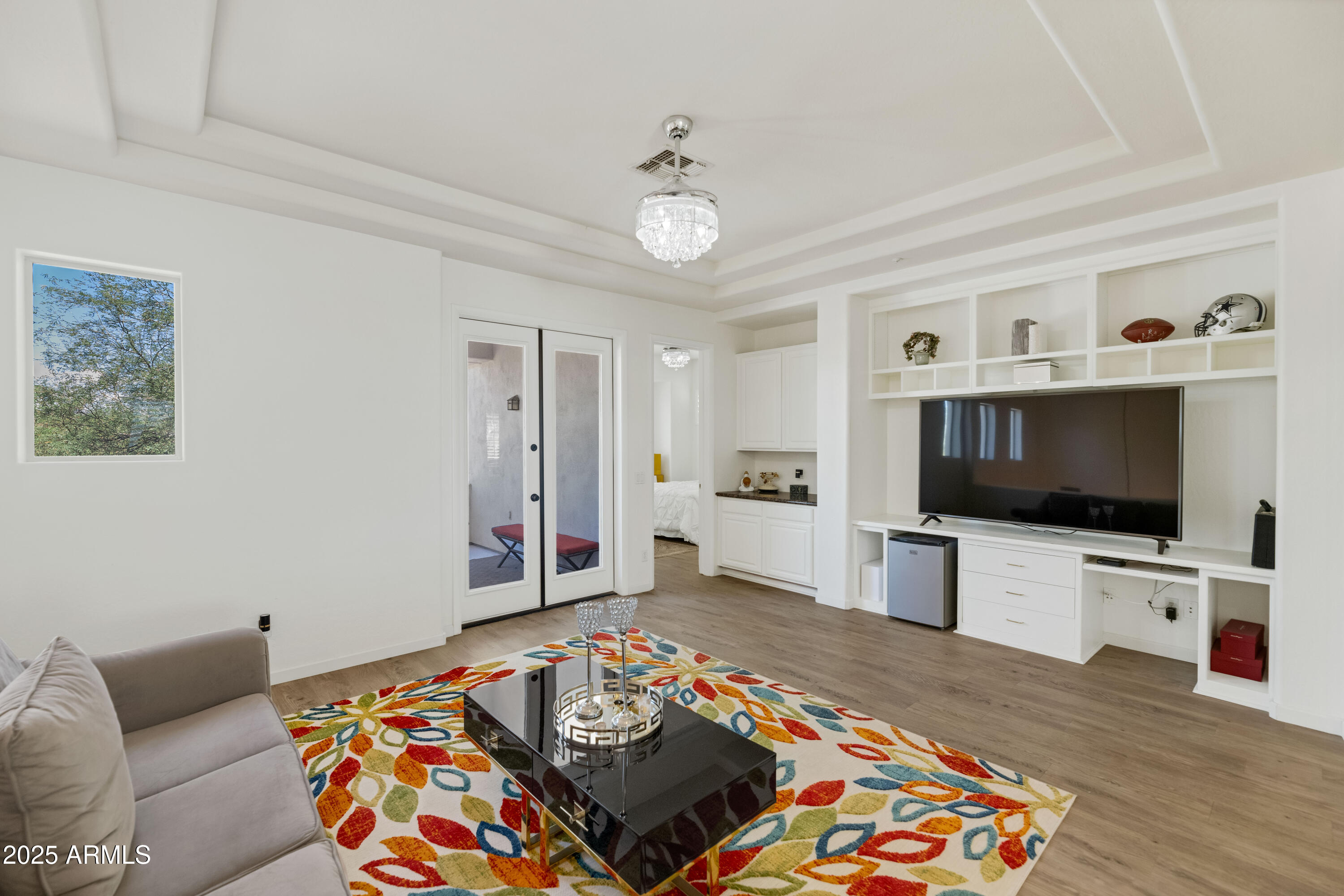 7941 E VIA DE LUNA Drive