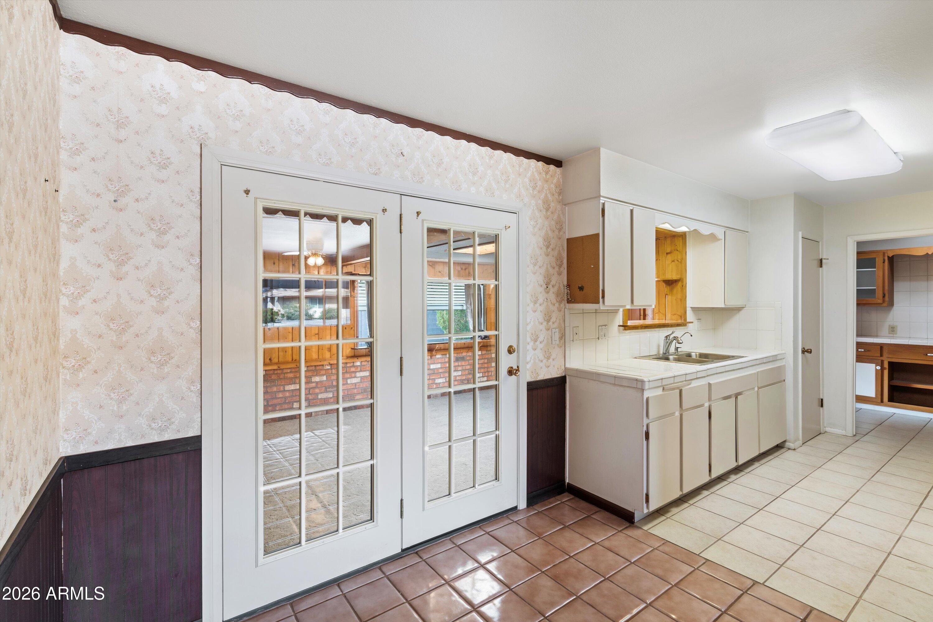 10027 W AUDREY Drive