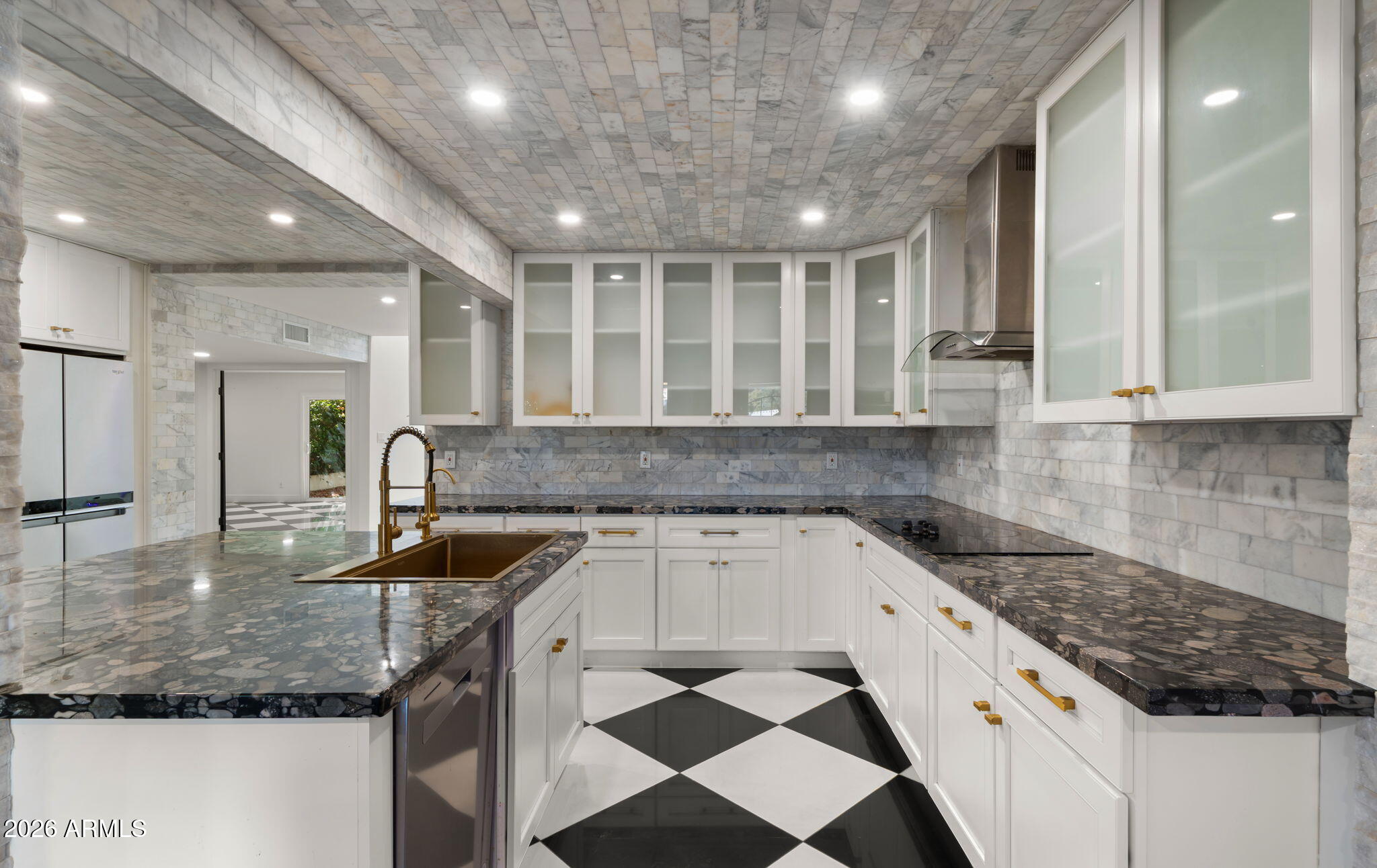 7240 N VIA DE LA MONTANA