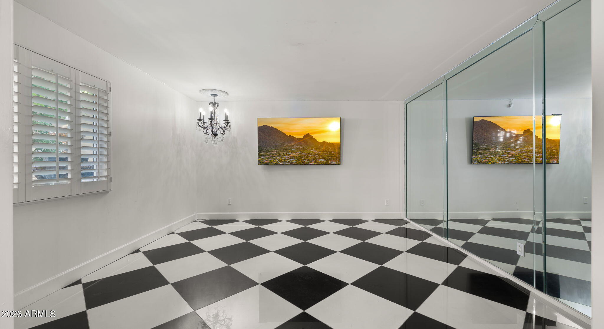 7240 N VIA DE LA MONTANA