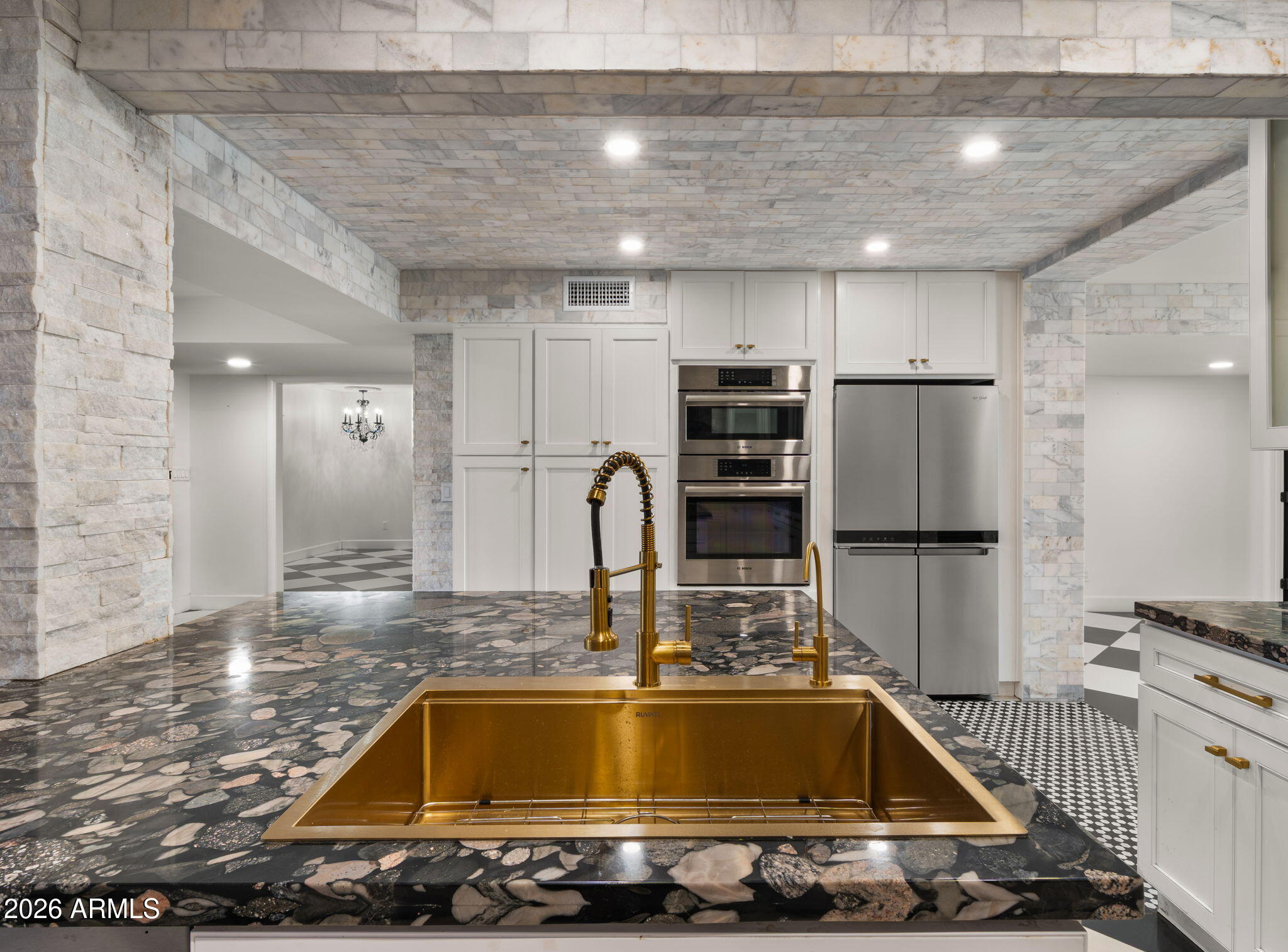 7240 N VIA DE LA MONTANA