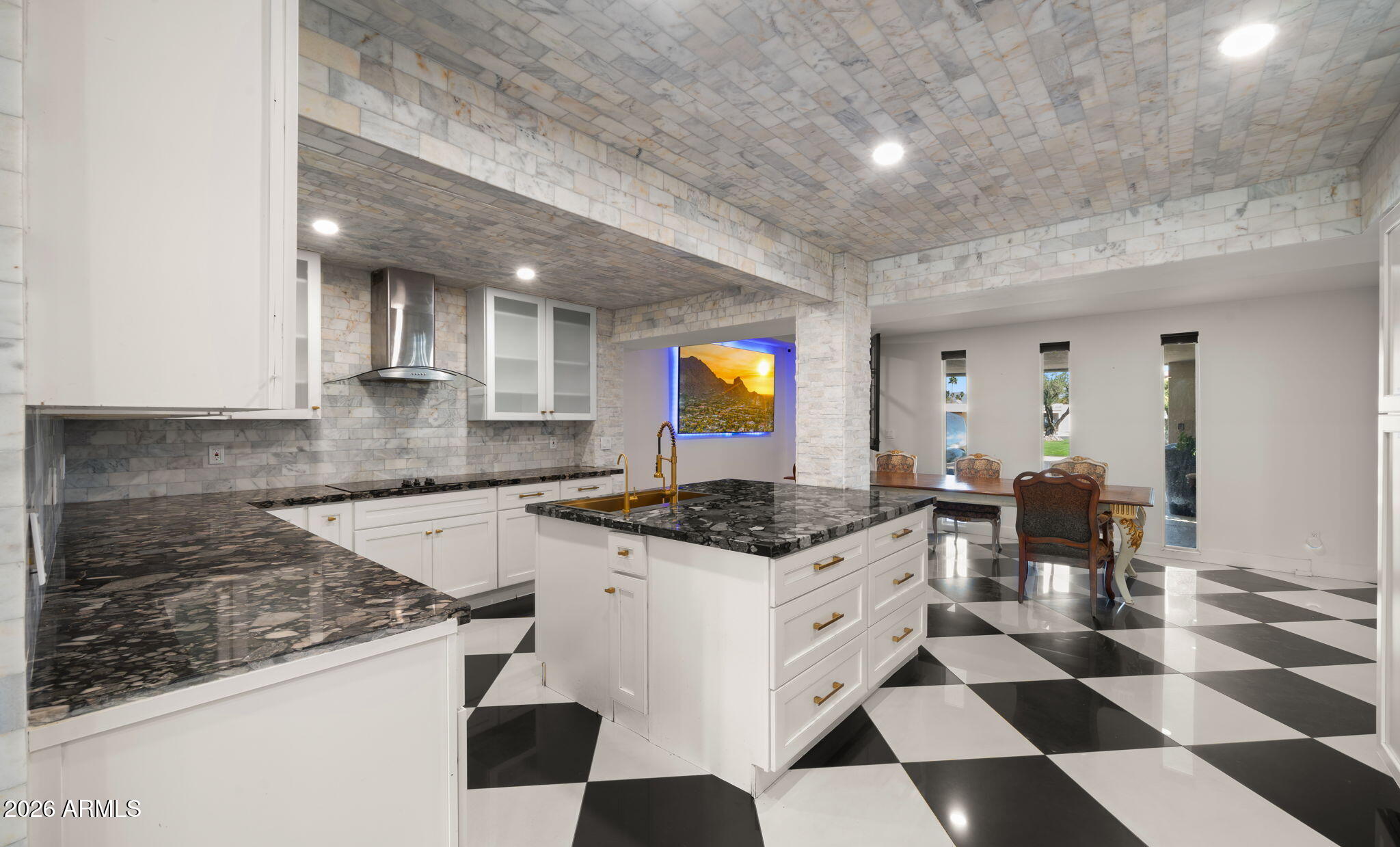 7240 N VIA DE LA MONTANA