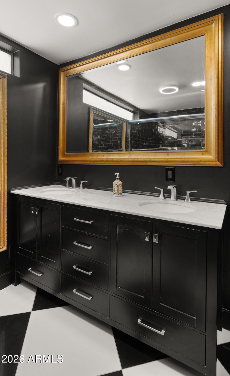 7240 N VIA DE LA MONTANA