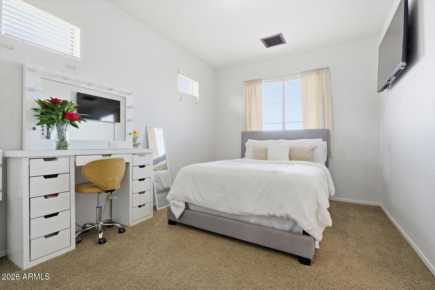 7253 E NATHAN Street