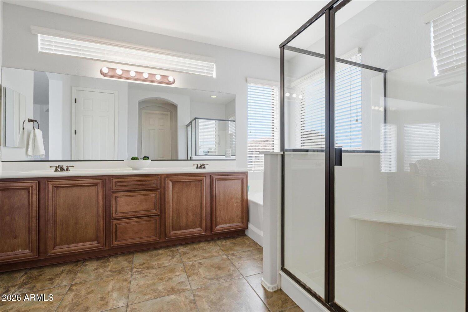 7253 E NATHAN Street