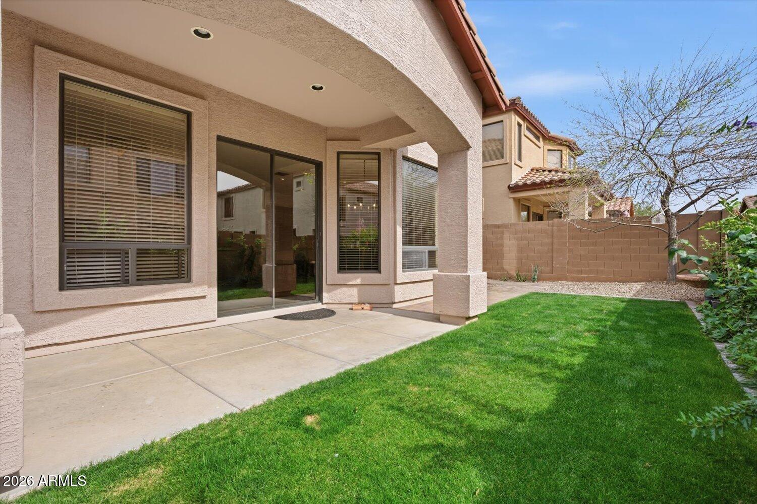 7253 E NATHAN Street