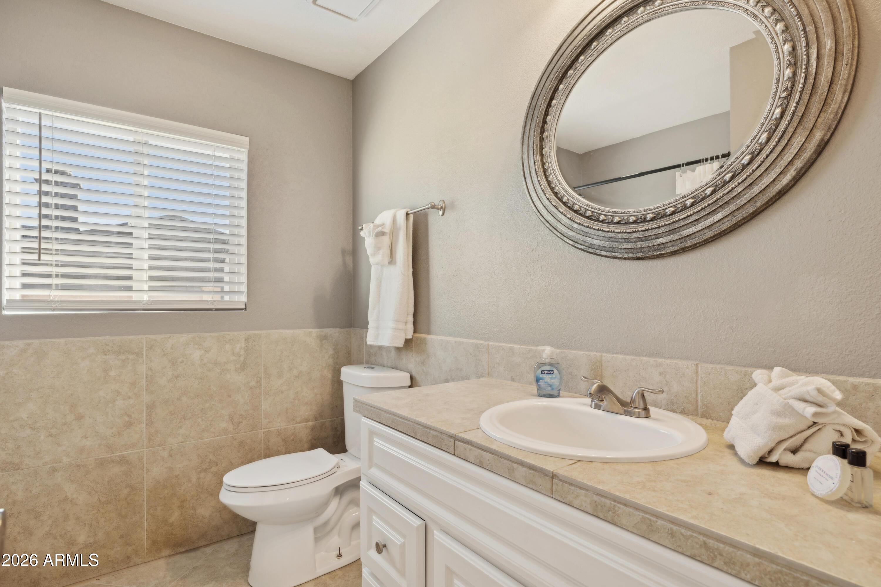 2902 E Emile Zola Avenue