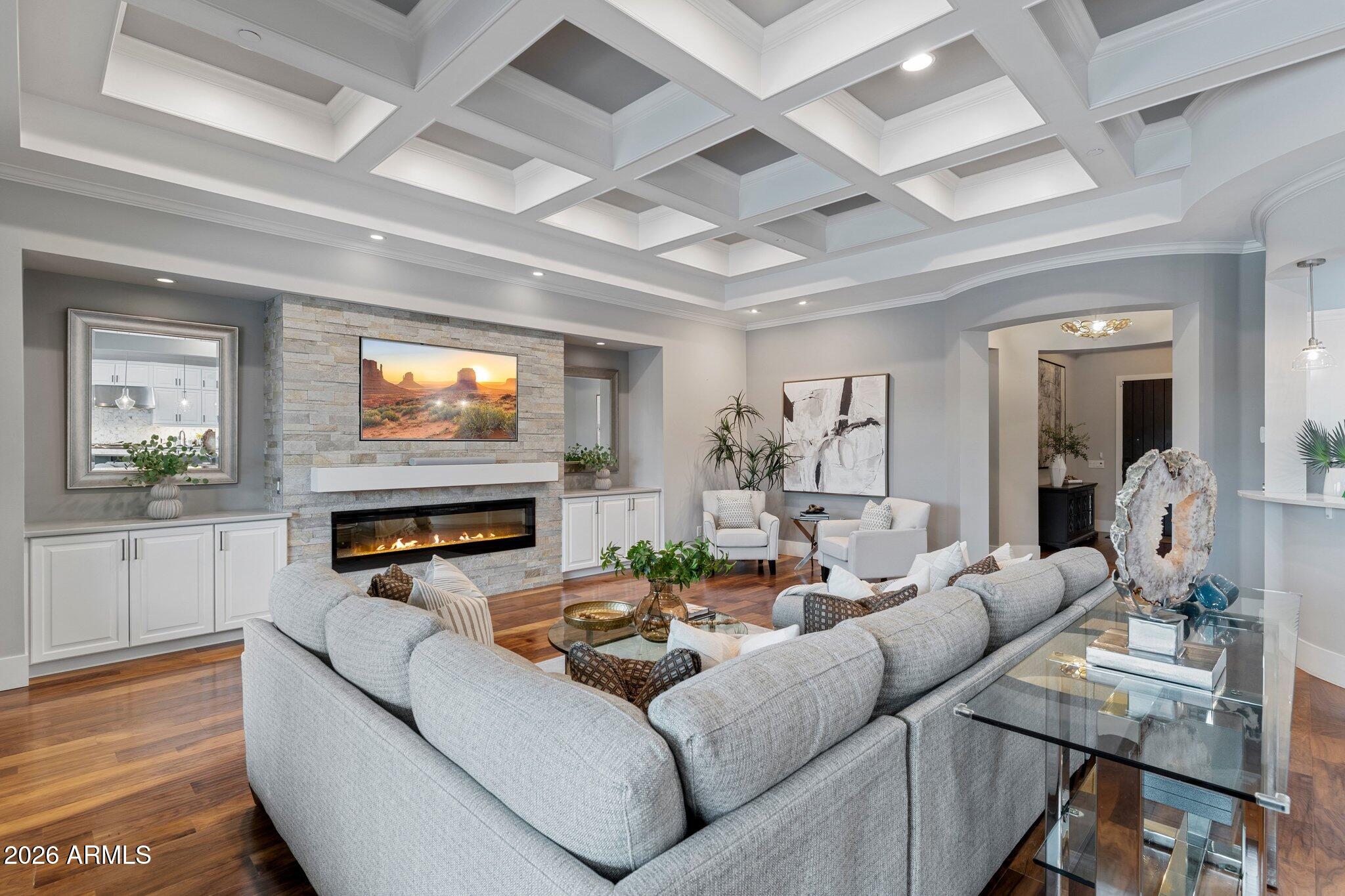 6204 E CALLE DE POMPAS