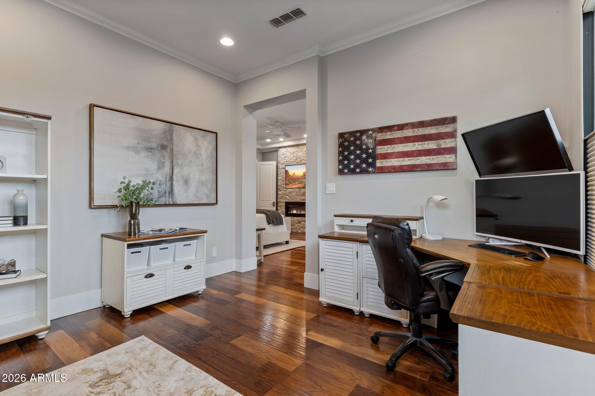 6204 E CALLE DE POMPAS