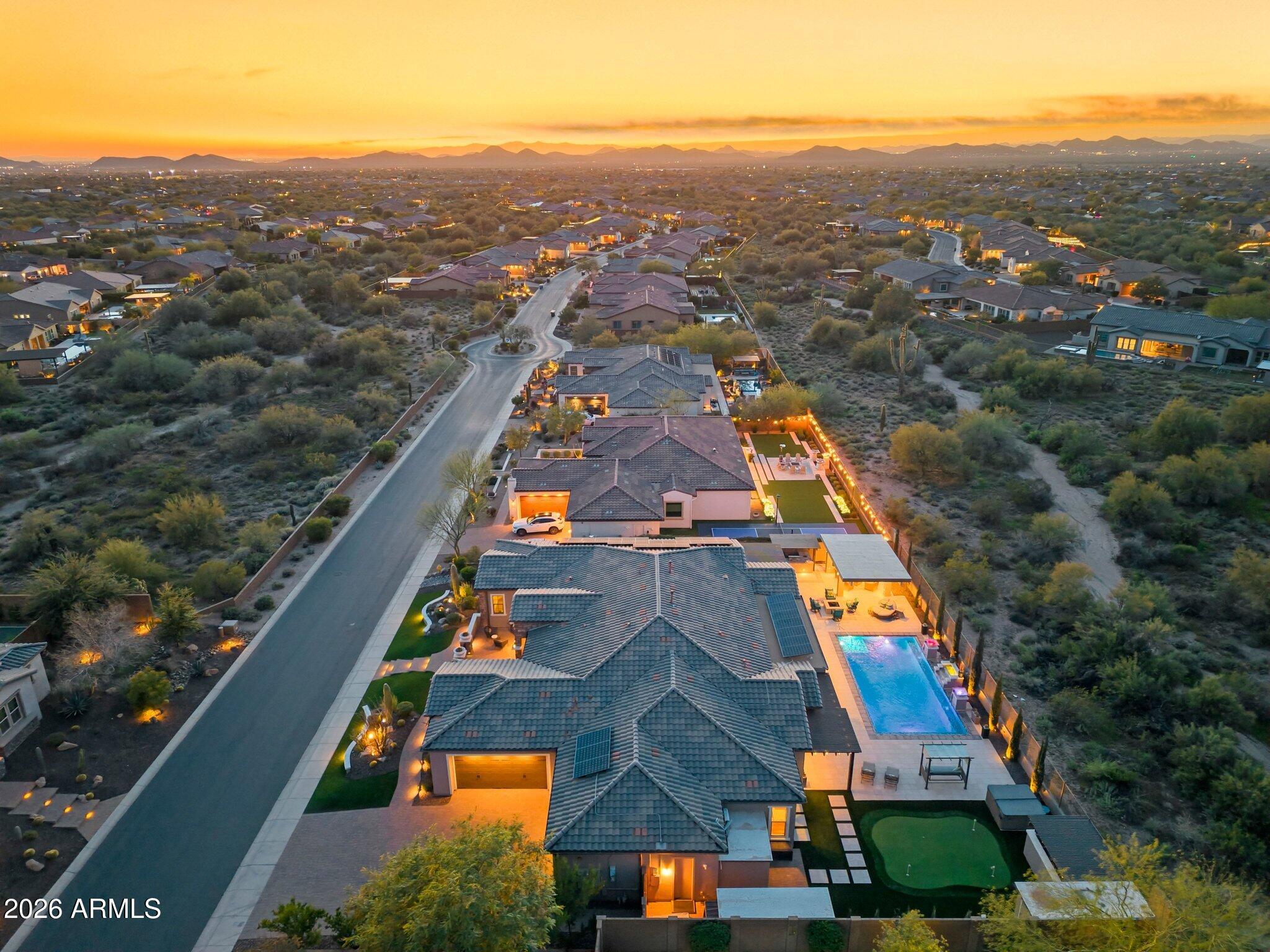 6204 E CALLE DE POMPAS