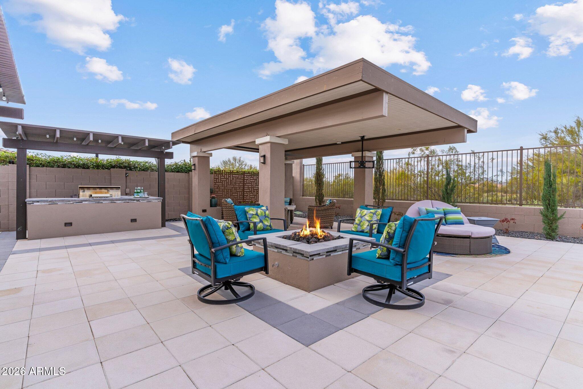 6204 E CALLE DE POMPAS