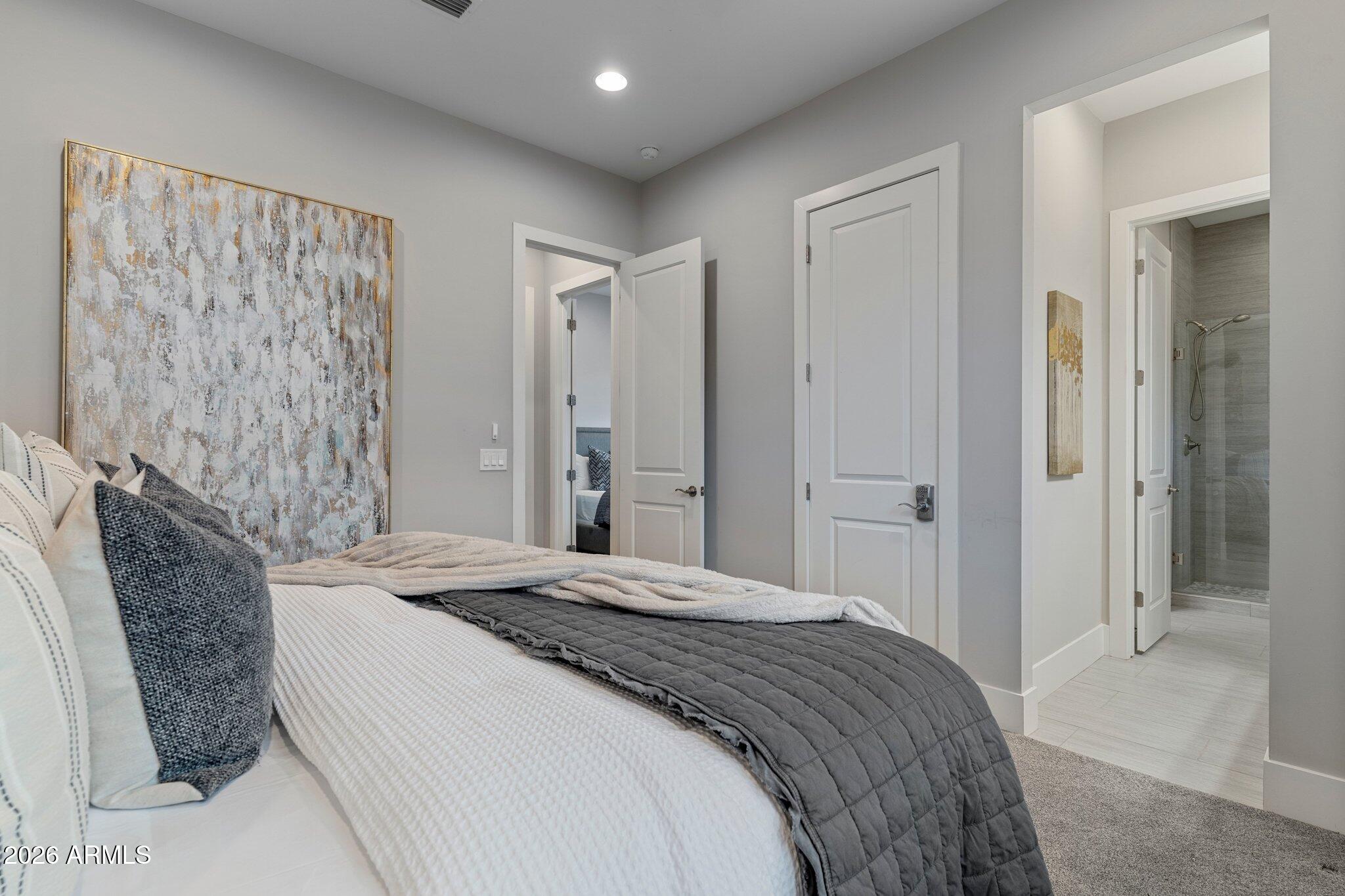 6204 E CALLE DE POMPAS