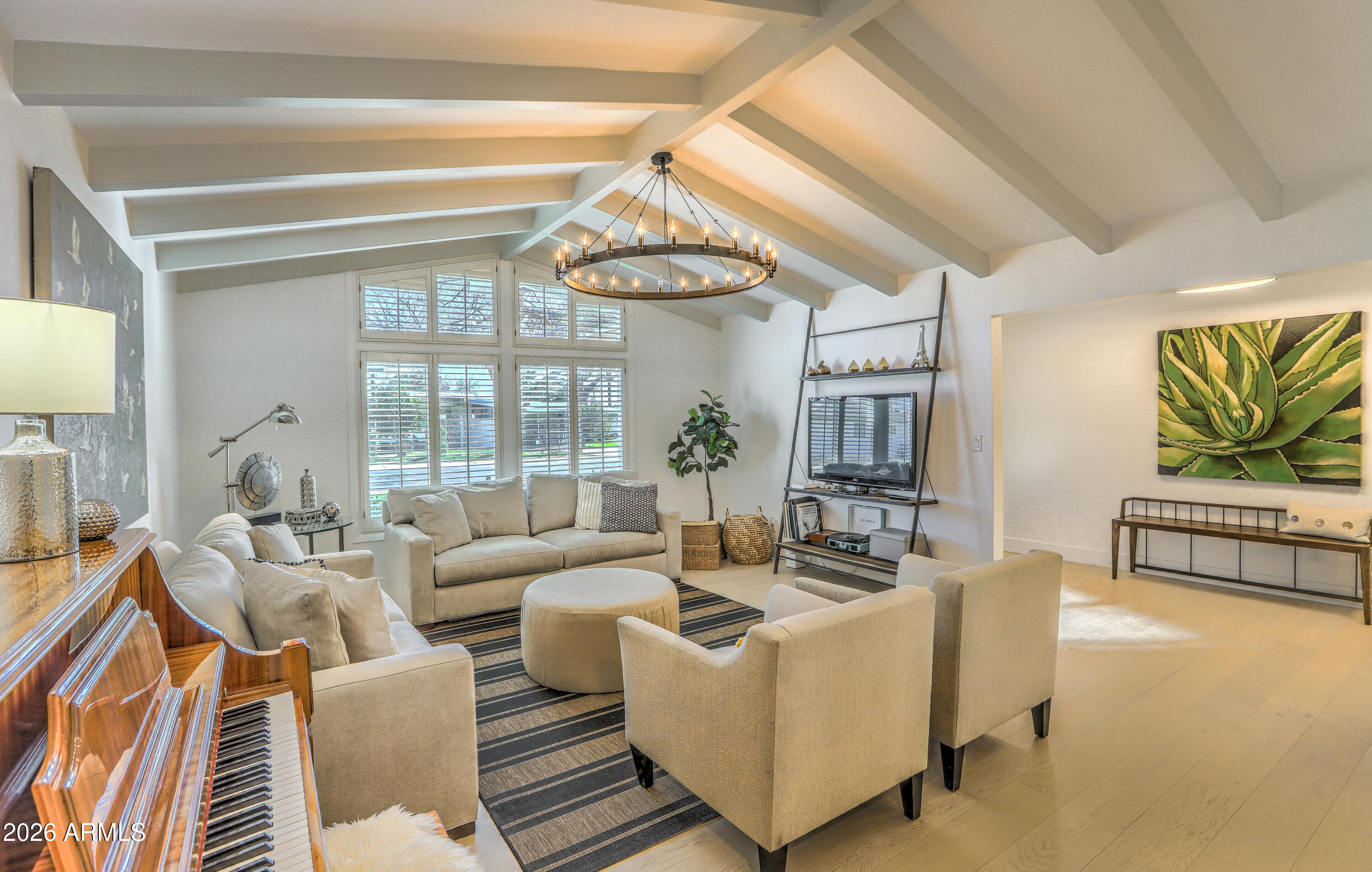 4846 E MITCHELL Drive