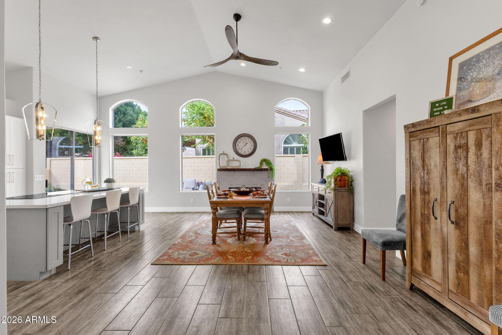 11638 E CAROL Avenue