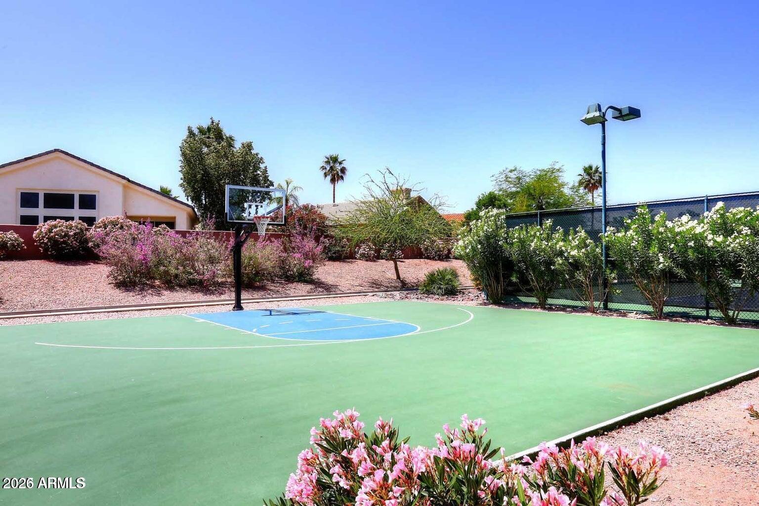 11638 E CAROL Avenue