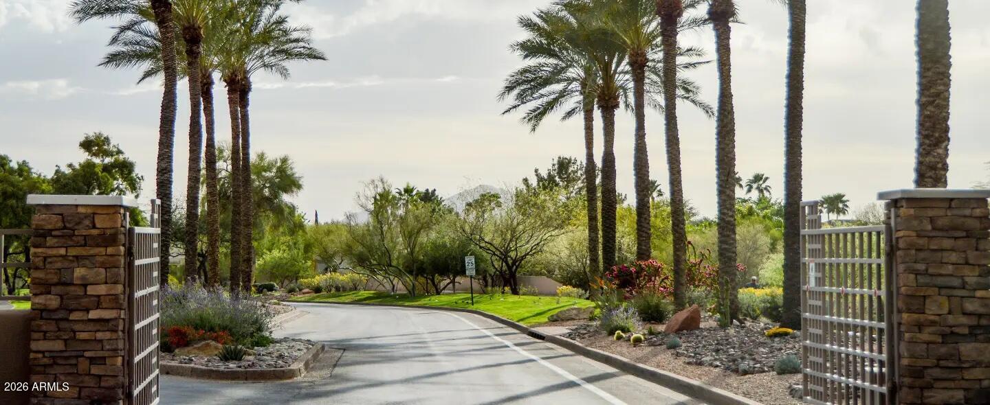 11638 E CAROL Avenue