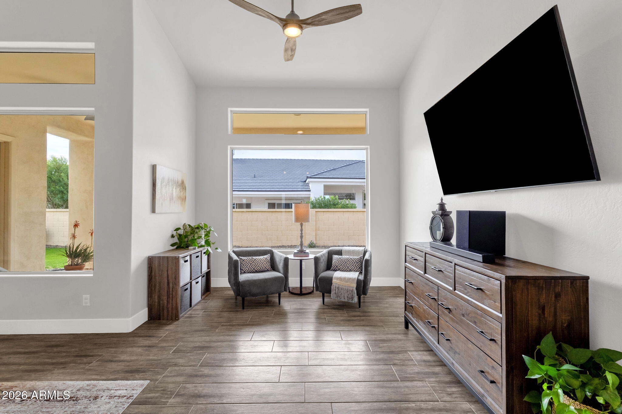 11638 E CAROL Avenue