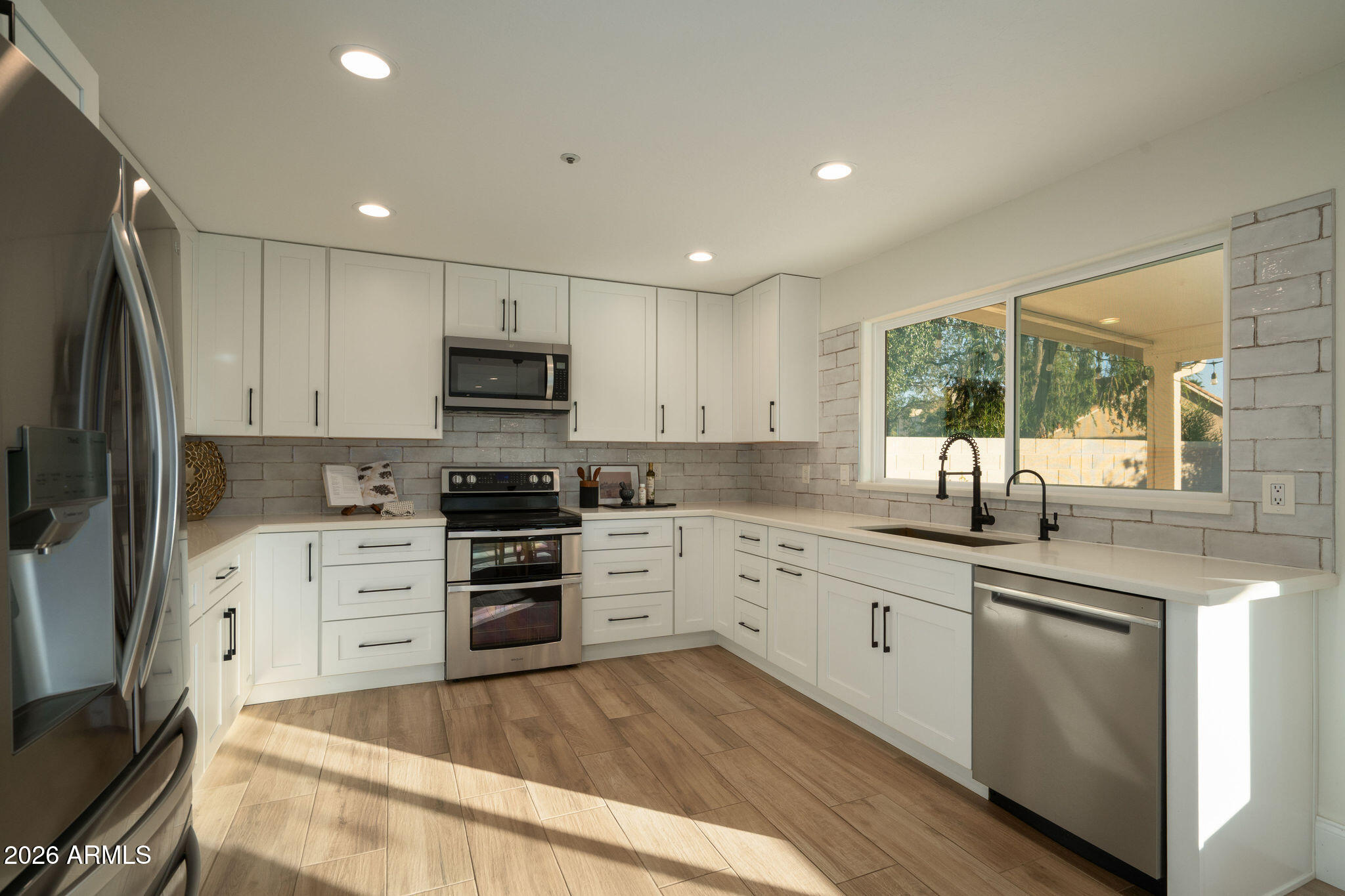 9011 E PALM RIDGE Drive