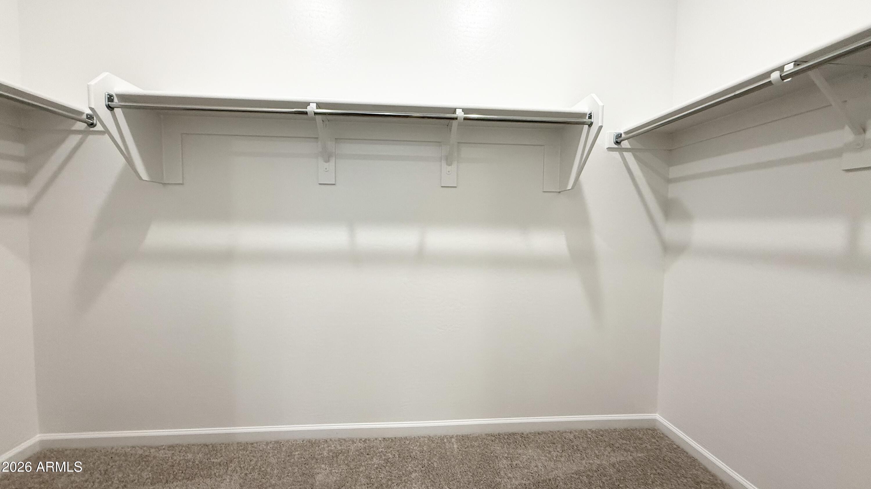 9549 W TAMARISK Avenue