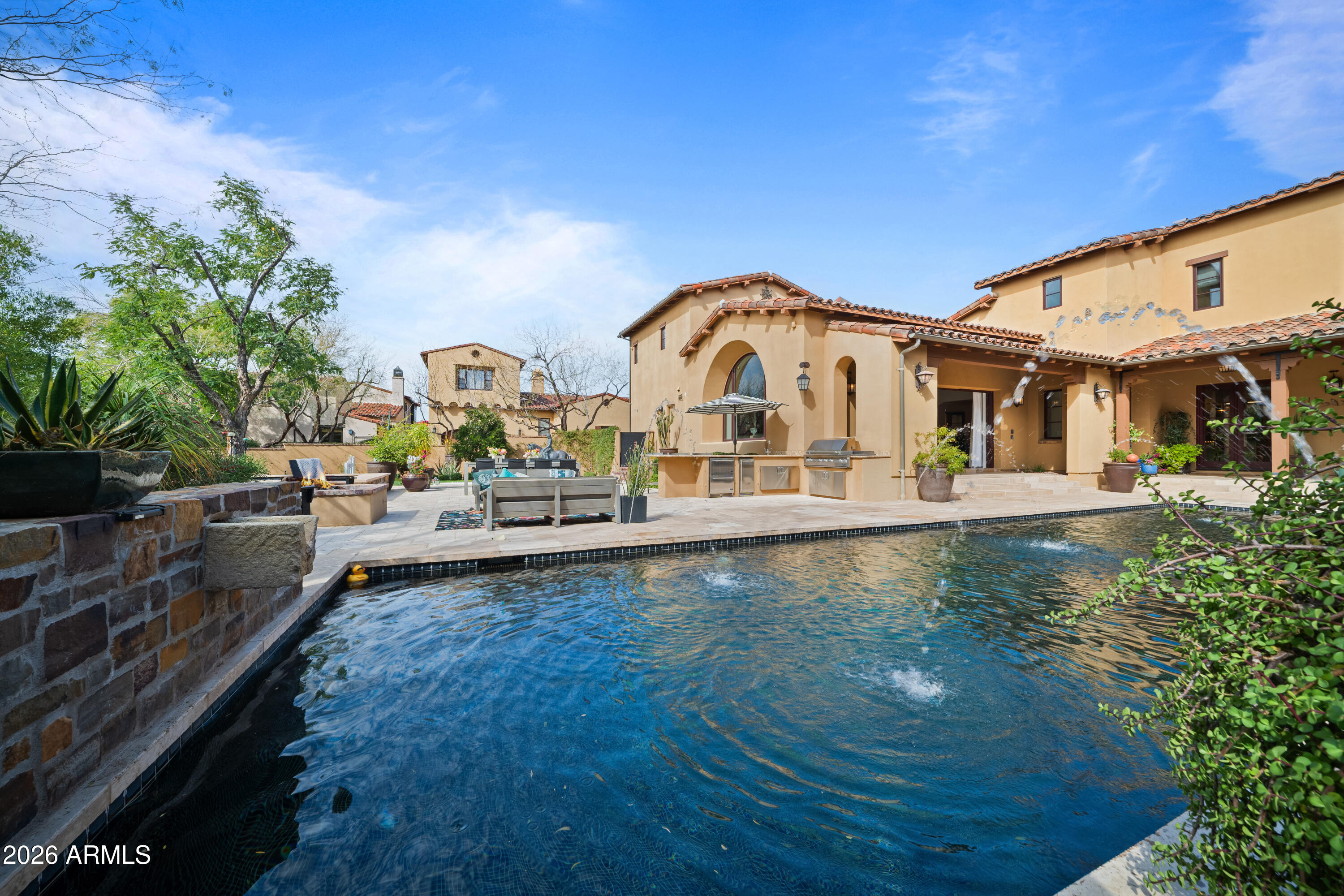 10244 E WINDRUNNER Drive