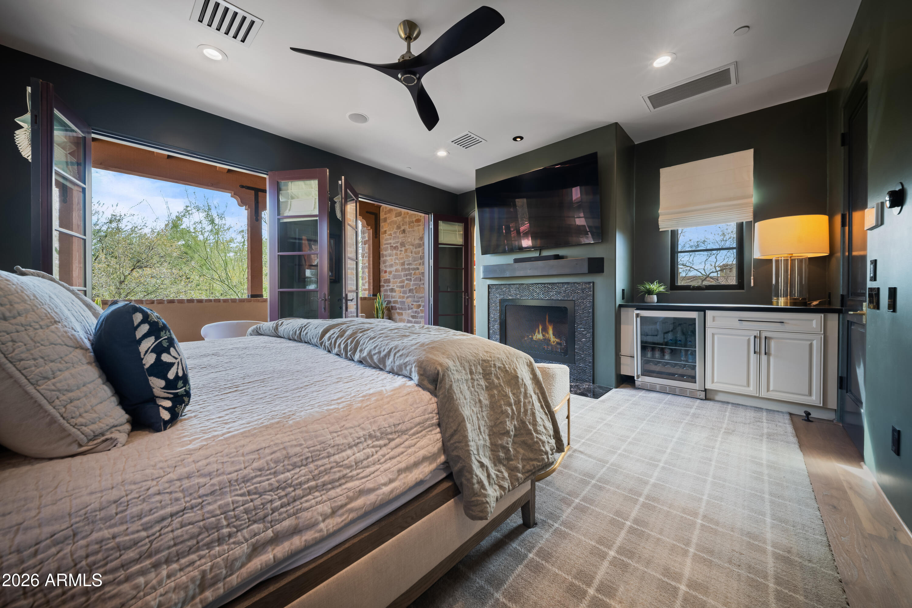 10244 E WINDRUNNER Drive