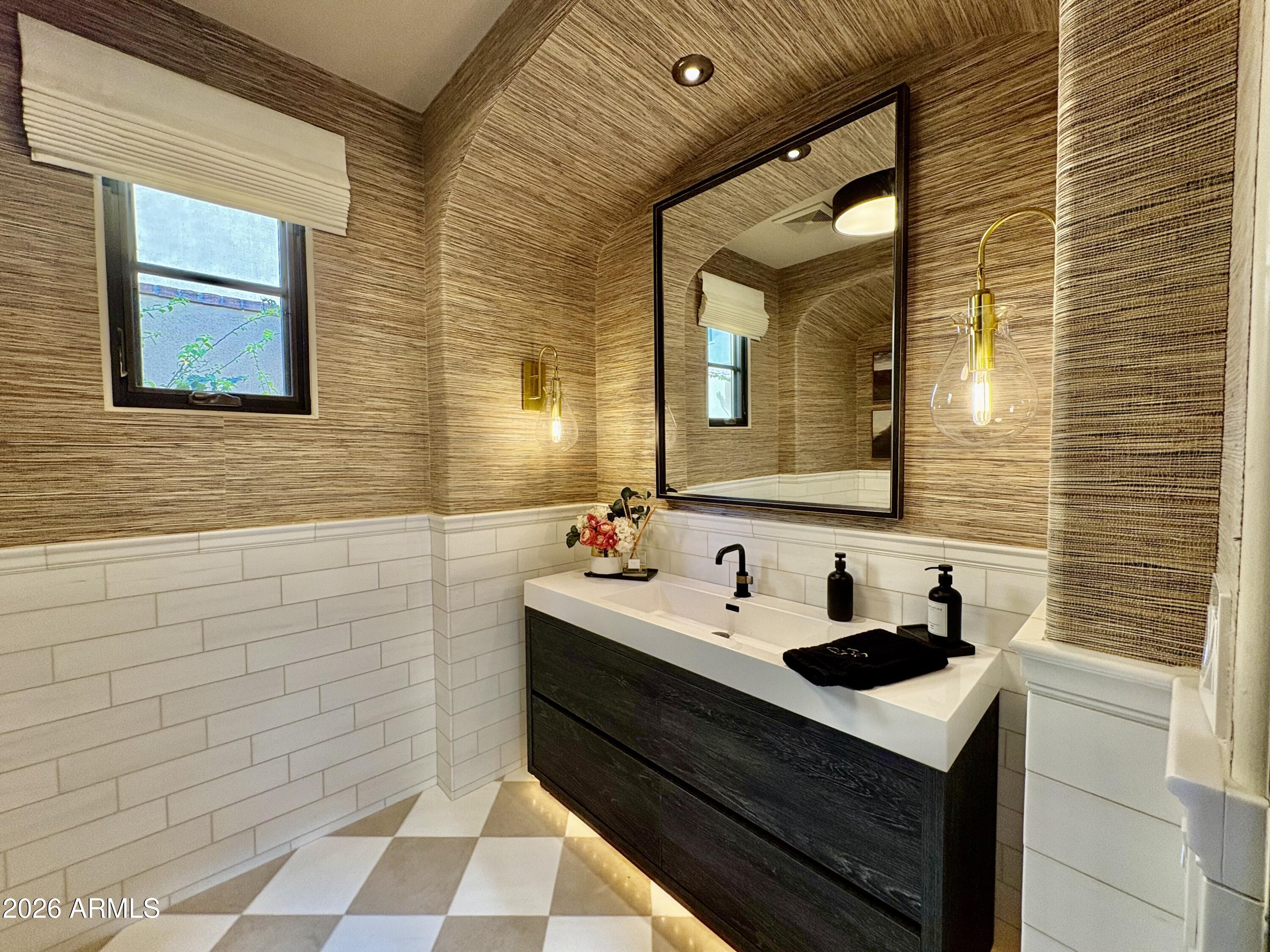 10244 E WINDRUNNER Drive